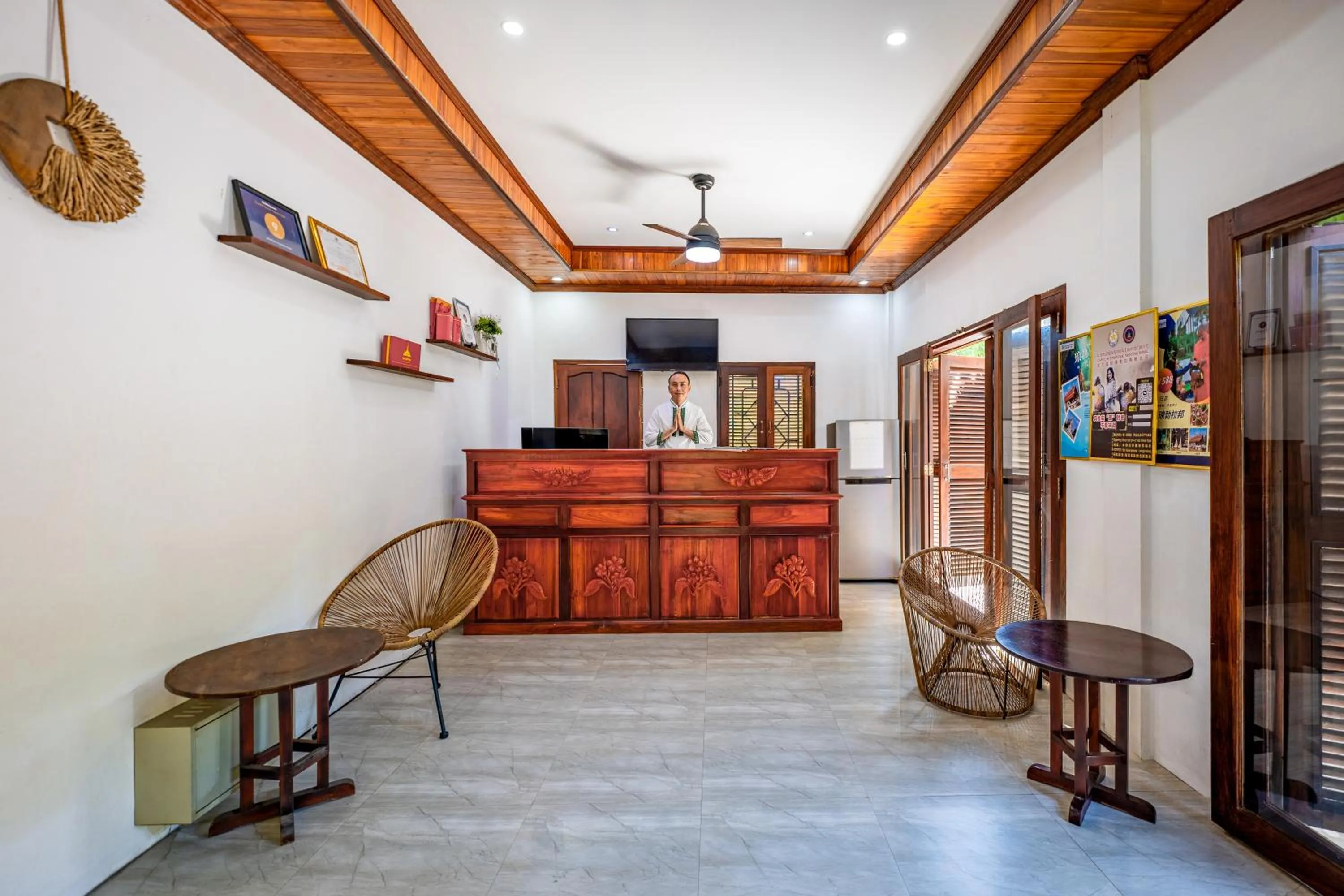 wisdom mystery Hotel