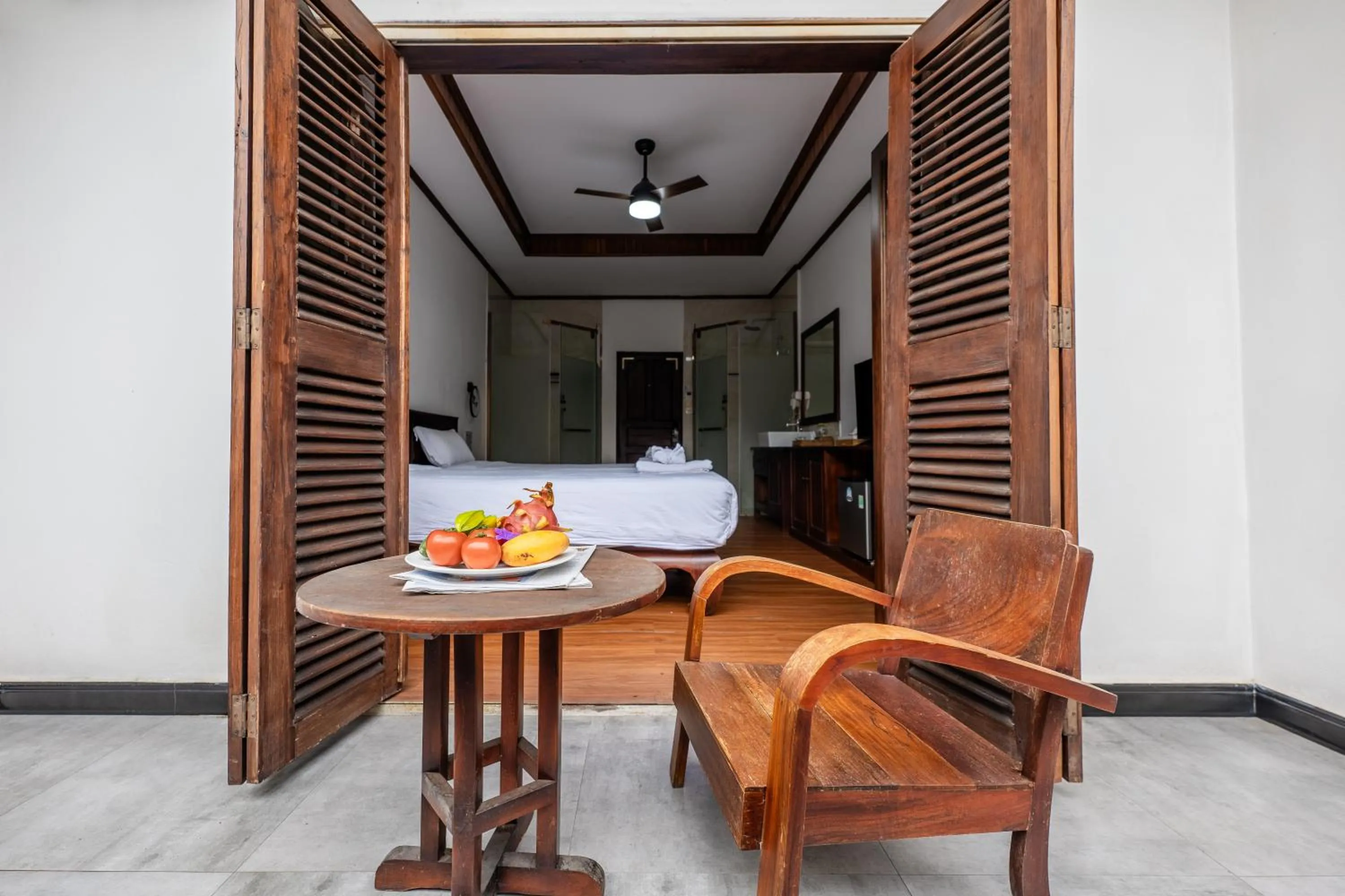 wisdom mystery Hotel