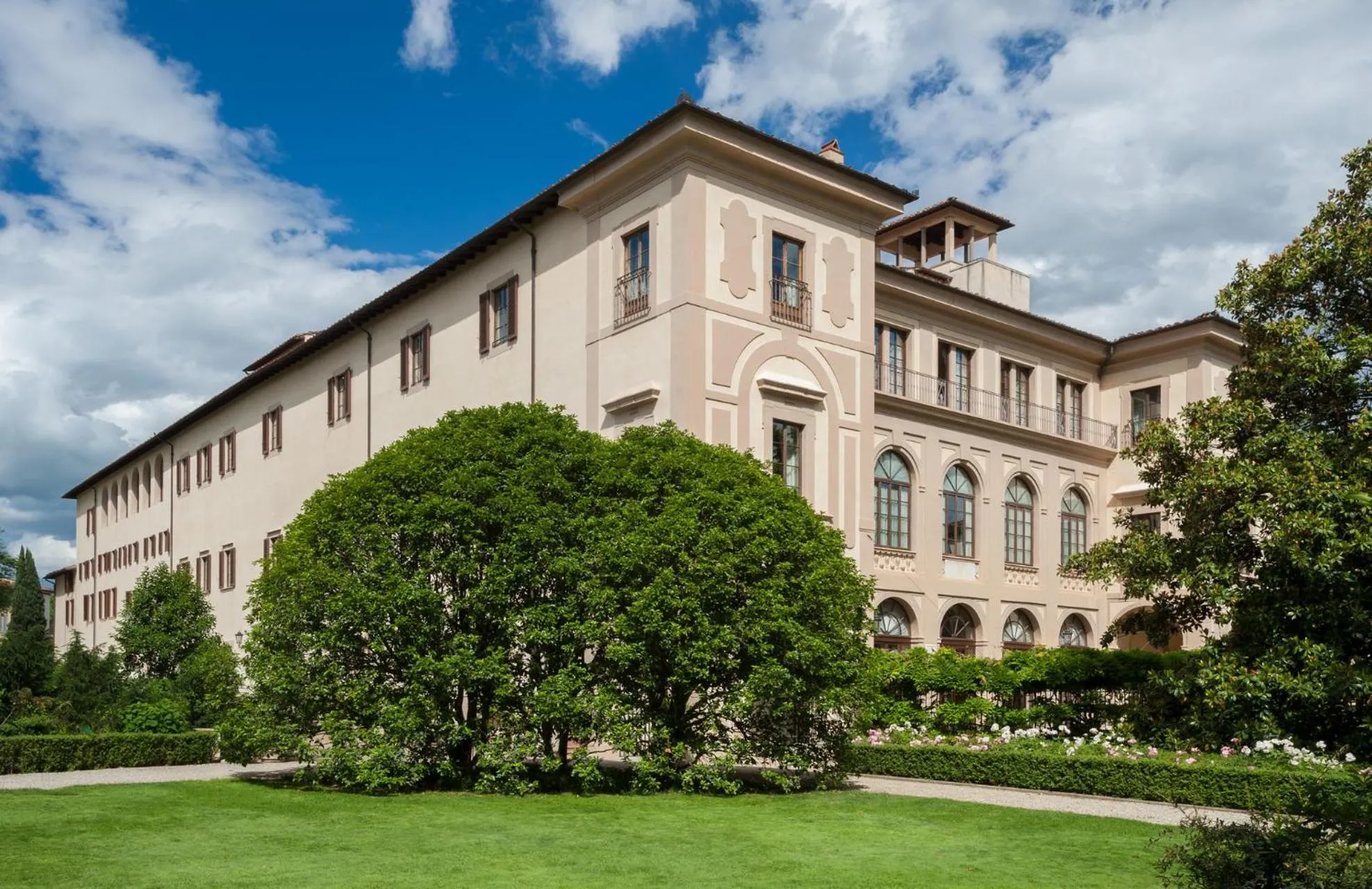 Property building in Four Seasons Hotel Firenze