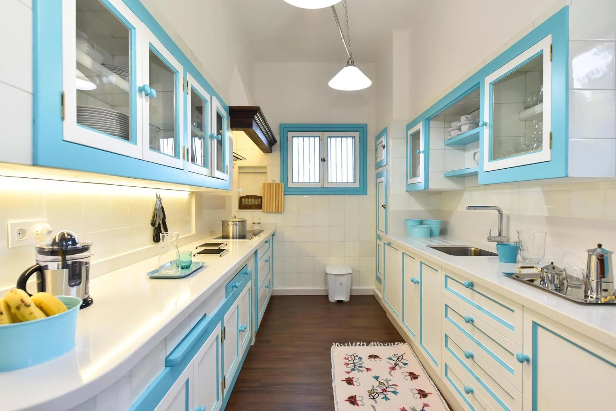 Kitchen or kitchenette in Finca Madroñal with Pool in Gran Canaria by VillaGranCanaria