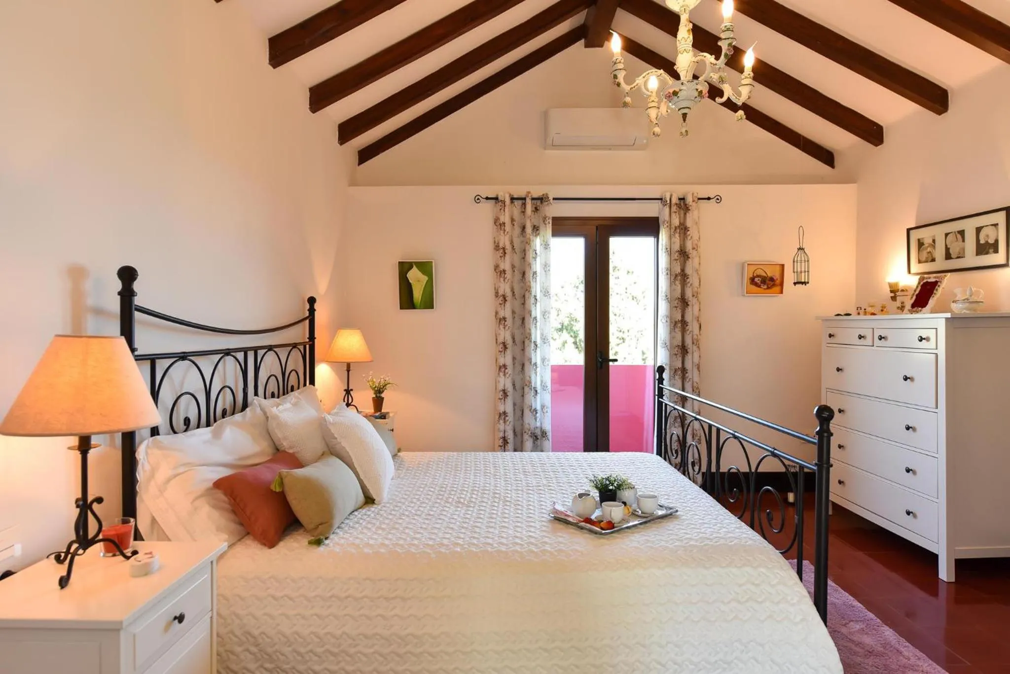 Bed in Finca Madroñal with Pool in Gran Canaria by VillaGranCanaria