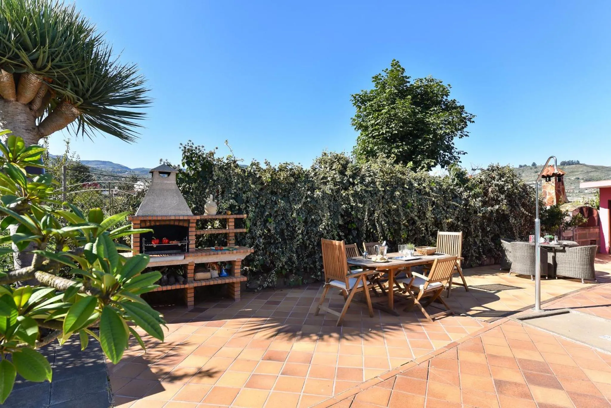 BBQ facilities in Finca Madroñal with Pool in Gran Canaria by VillaGranCanaria