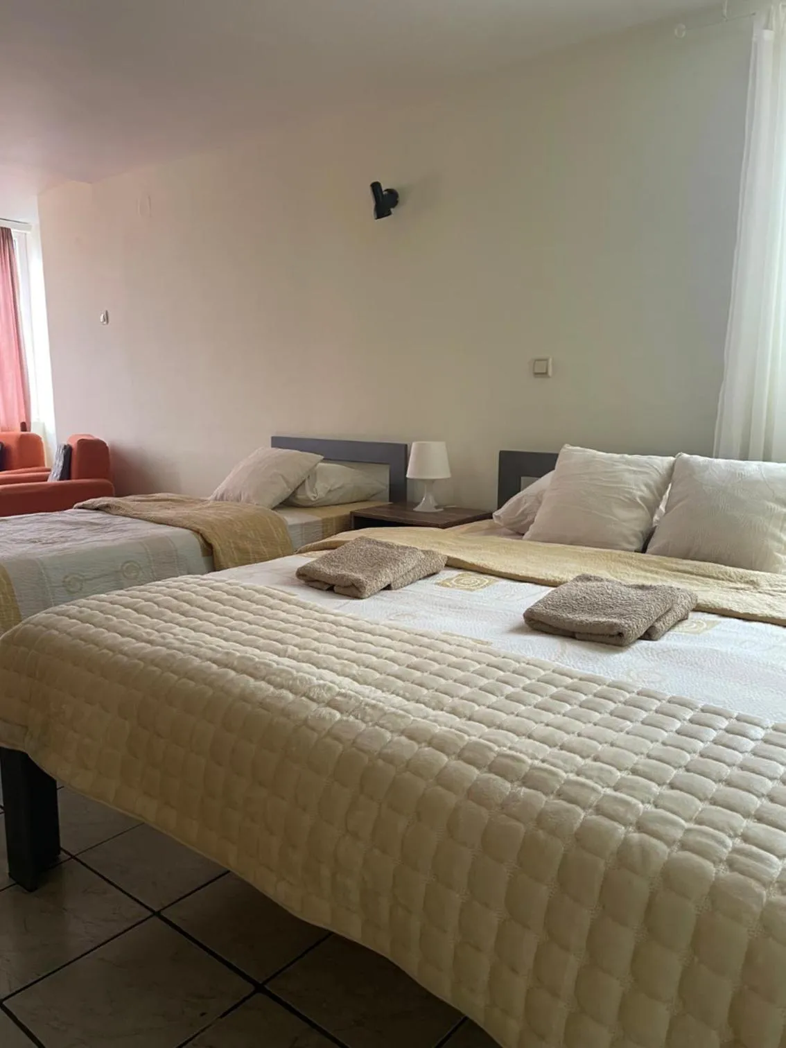 Property building, Bed in B&B Bebinac