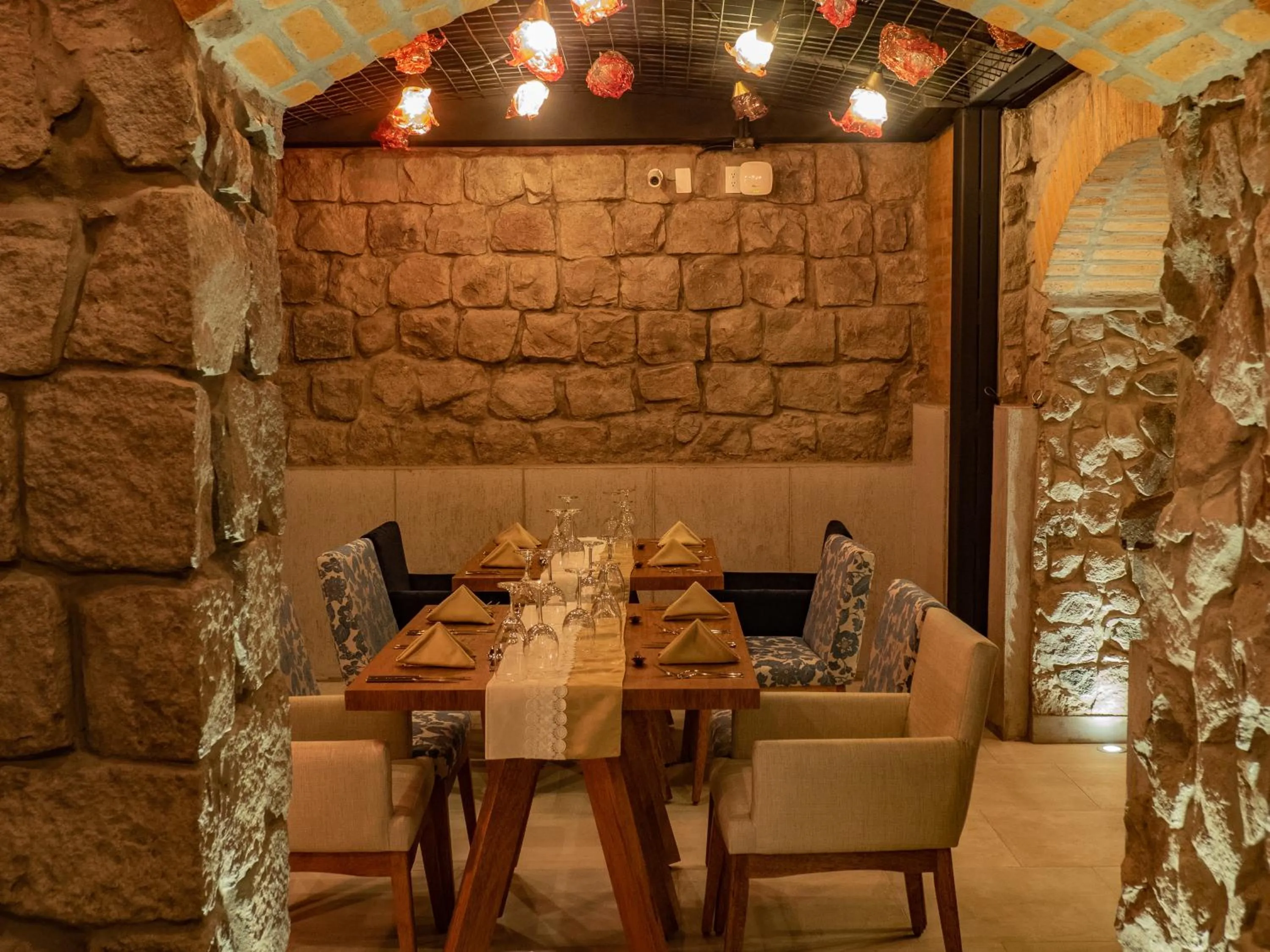 Restaurant/places to eat in Hotel Otavalo by Art Hotels