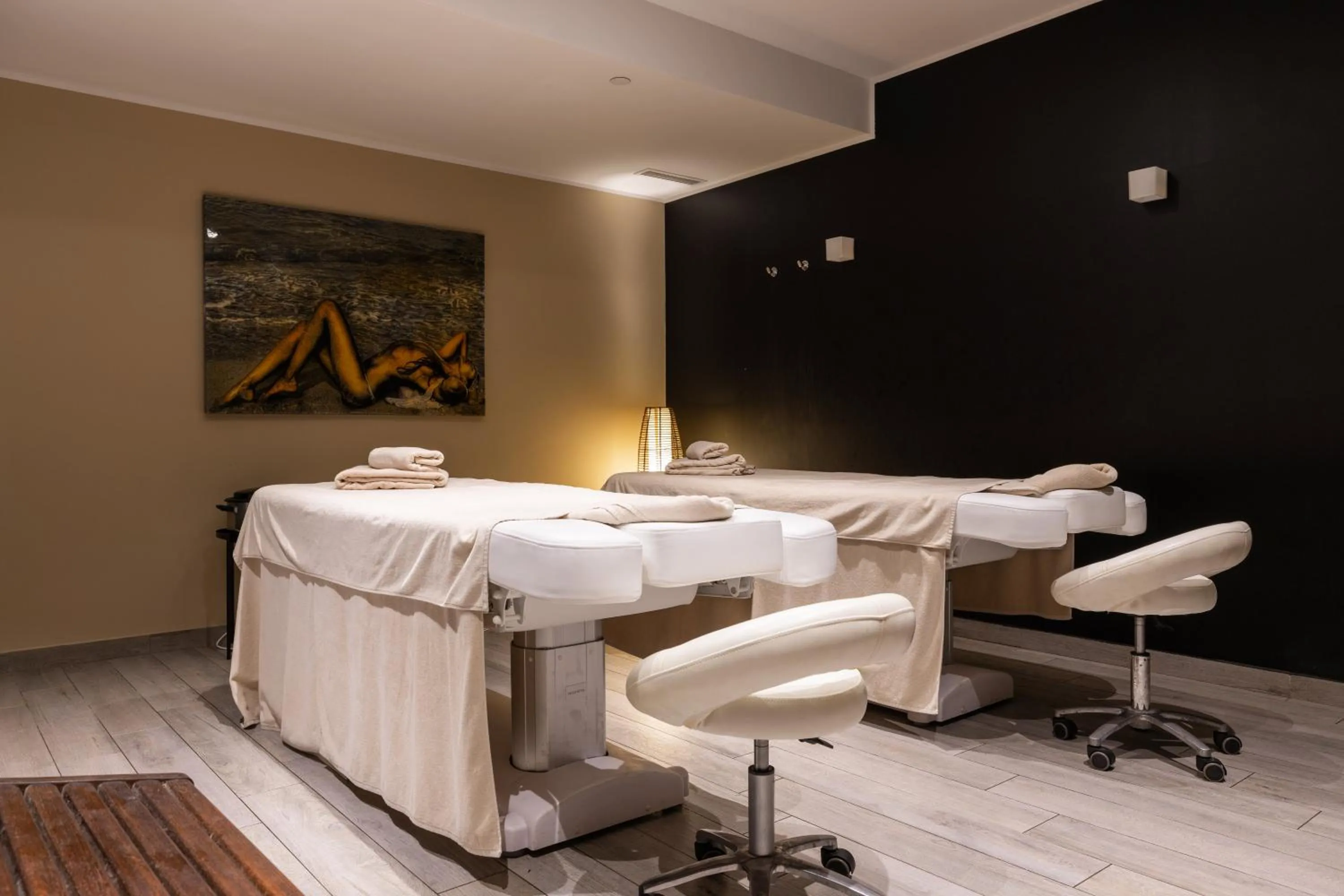 Massage in Royal Palm Hotel