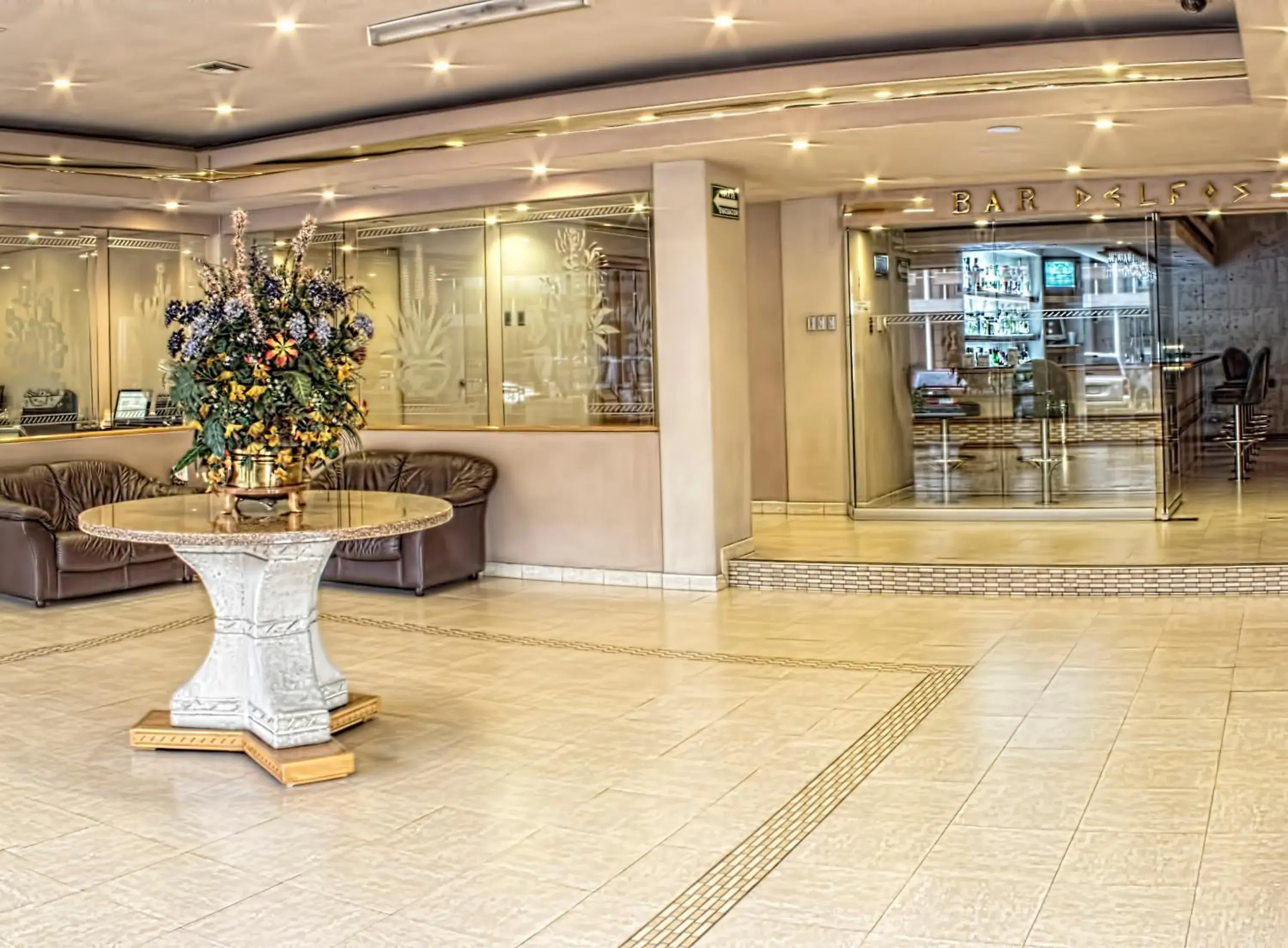 Facade/entrance in HM Mirador Facade/entrance in HM Mirador