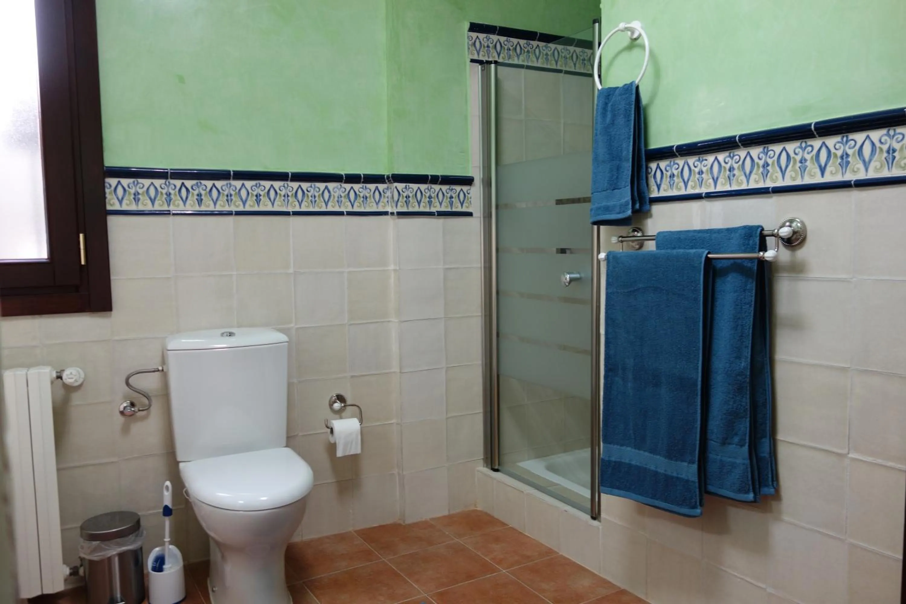 Bathroom in La Escondida Ronda, B&B