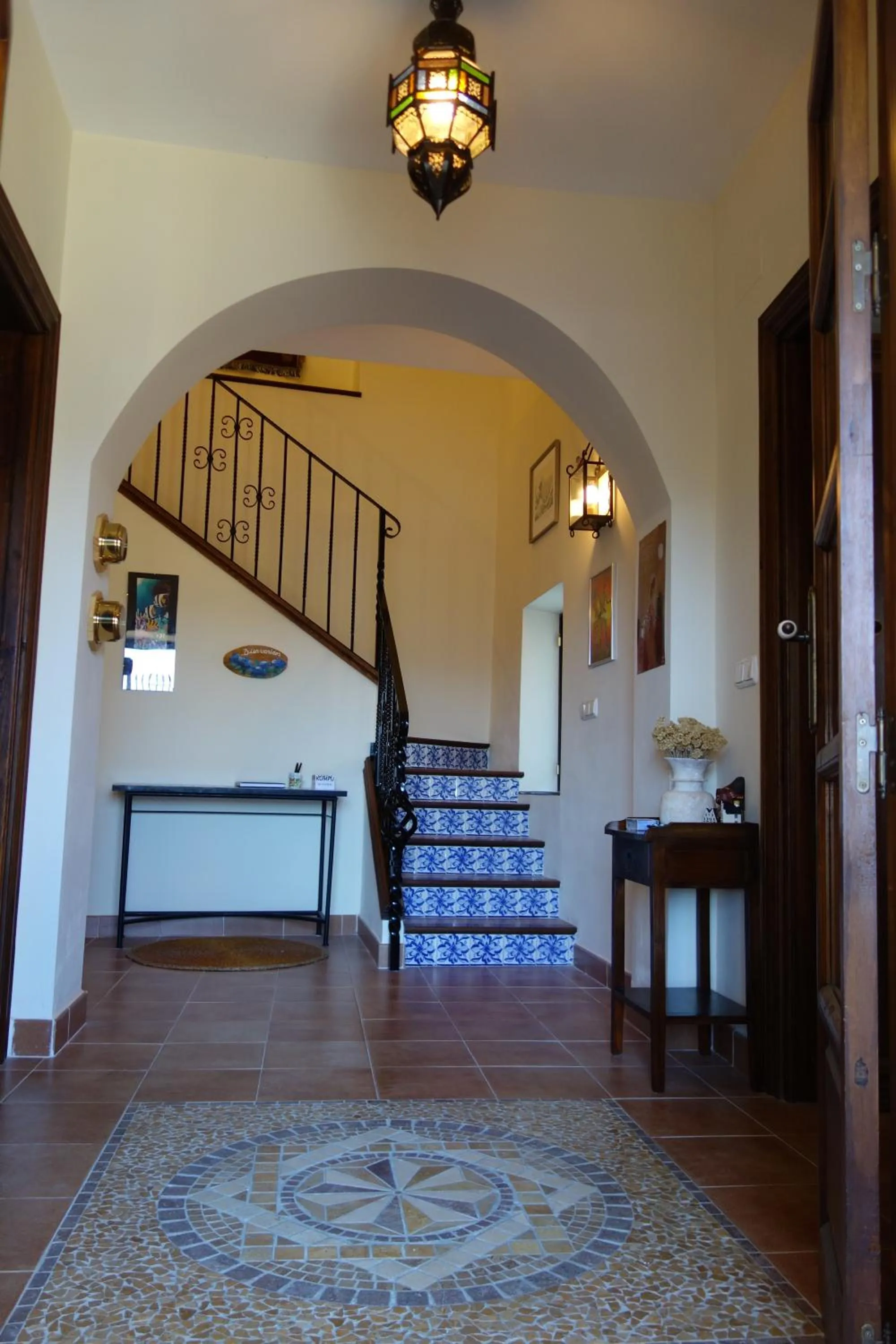 Facade/entrance in La Escondida Ronda, B&B