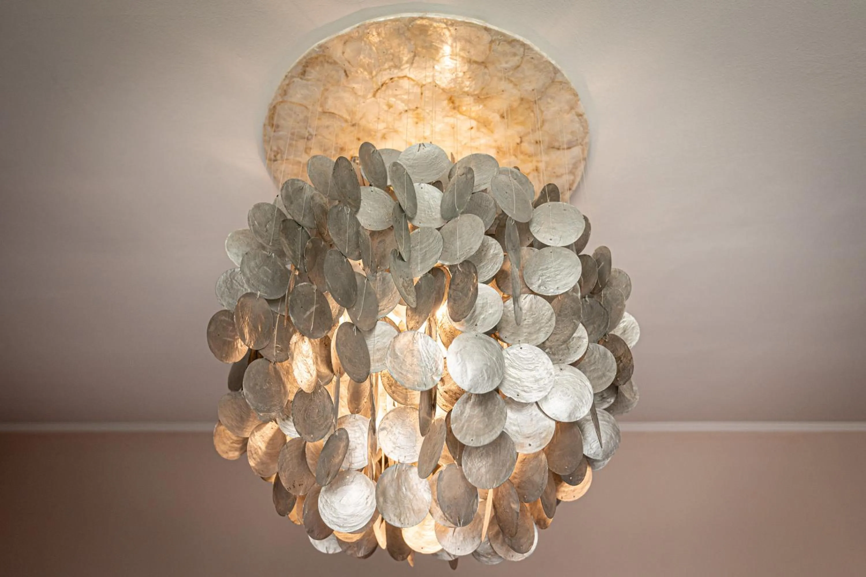 iVAVev IS US ByTheSea EforieSud