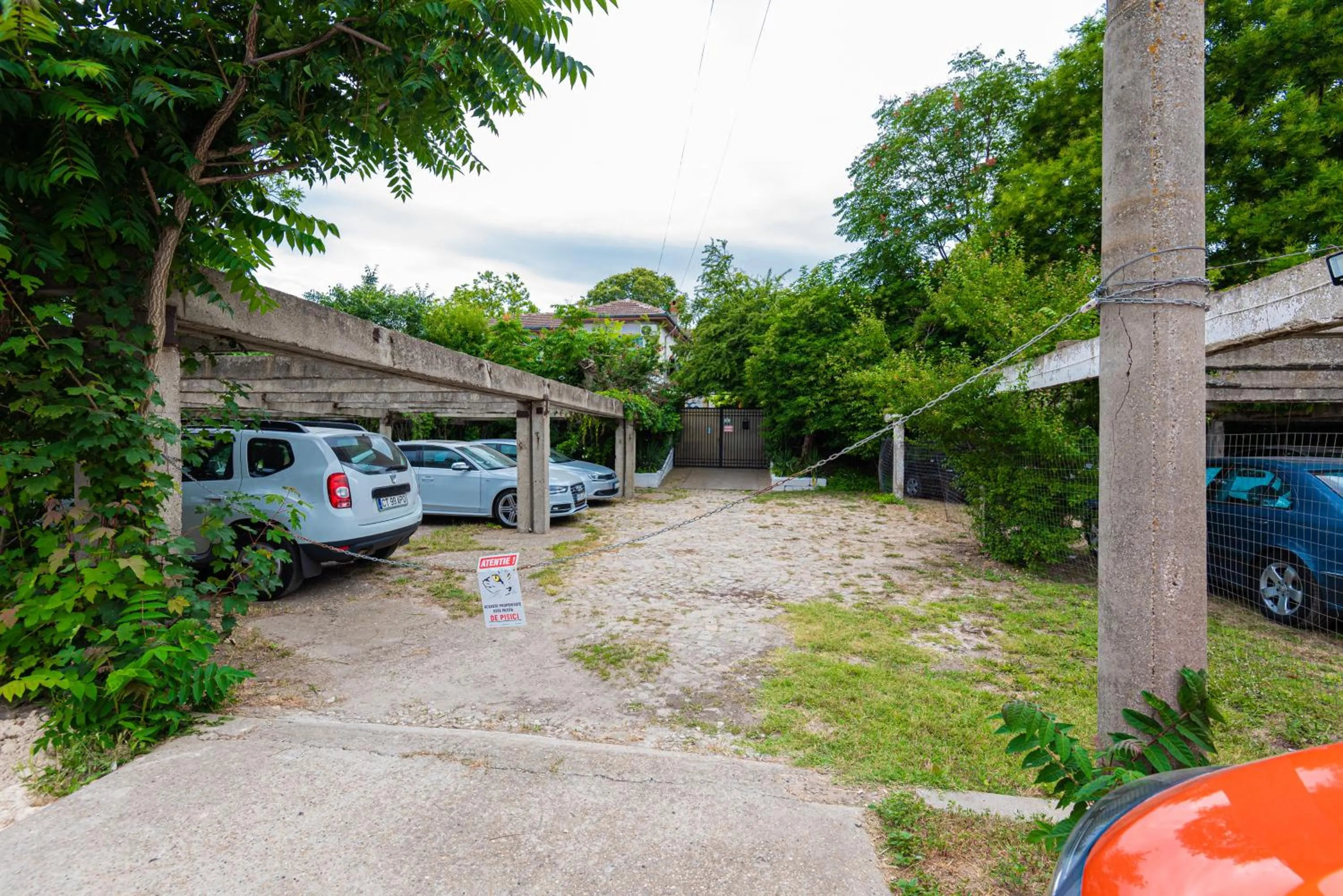 iVAVev IS US ByTheSea EforieSud