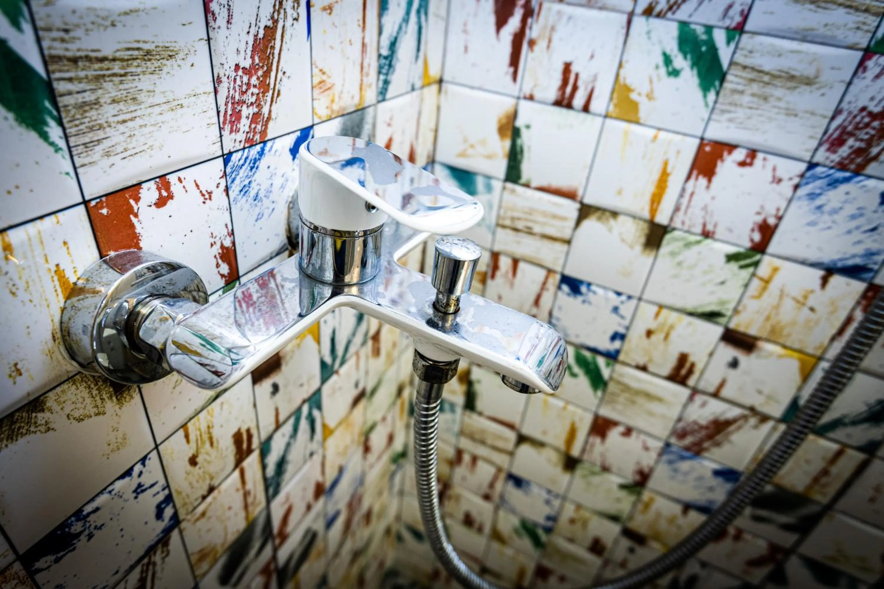 iVAVev IS US ByTheSea EforieSud