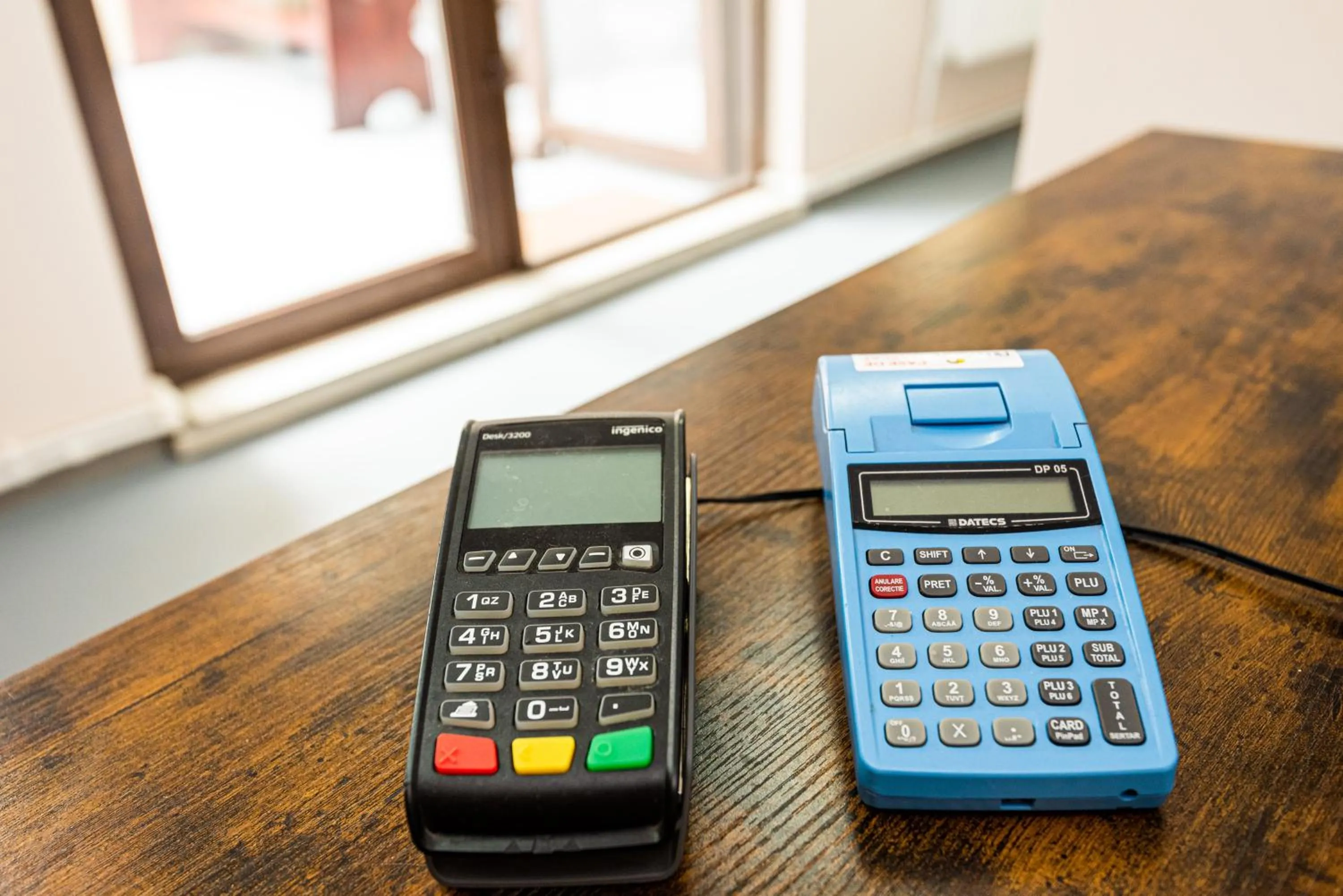 iVAVev IS US ByTheSea EforieSud