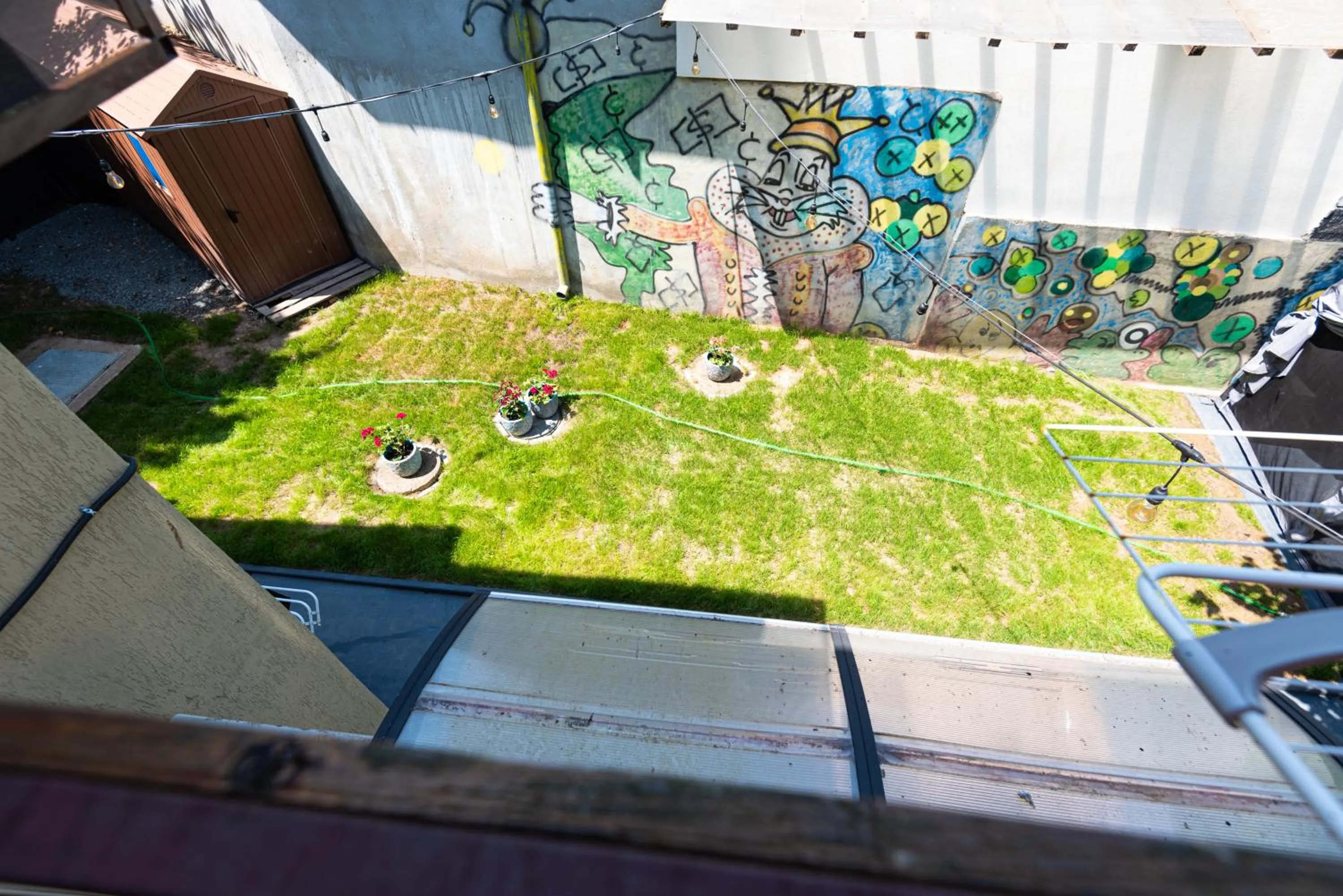 iVAVev IS US ByTheSea EforieSud