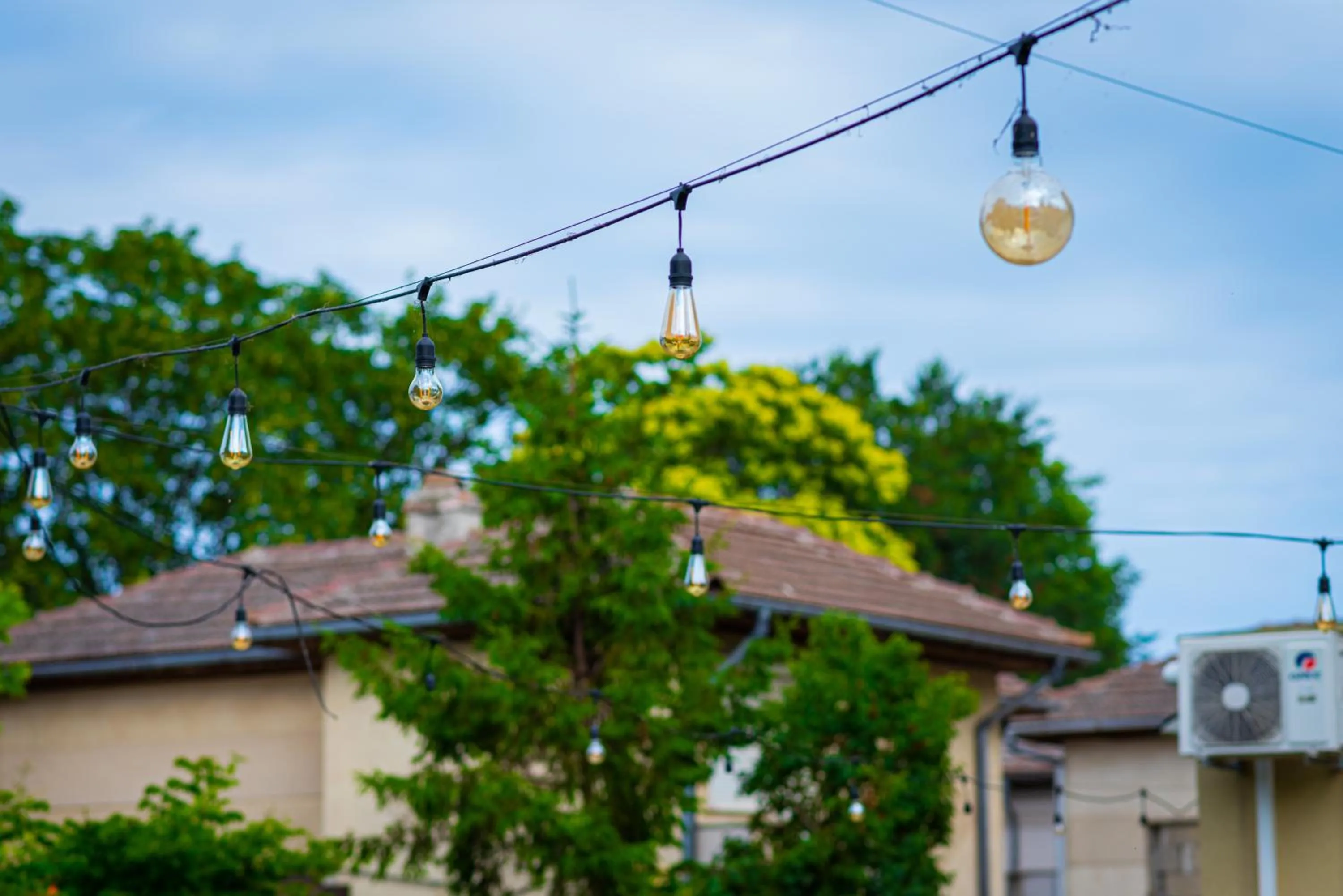 iVAVev IS US ByTheSea EforieSud