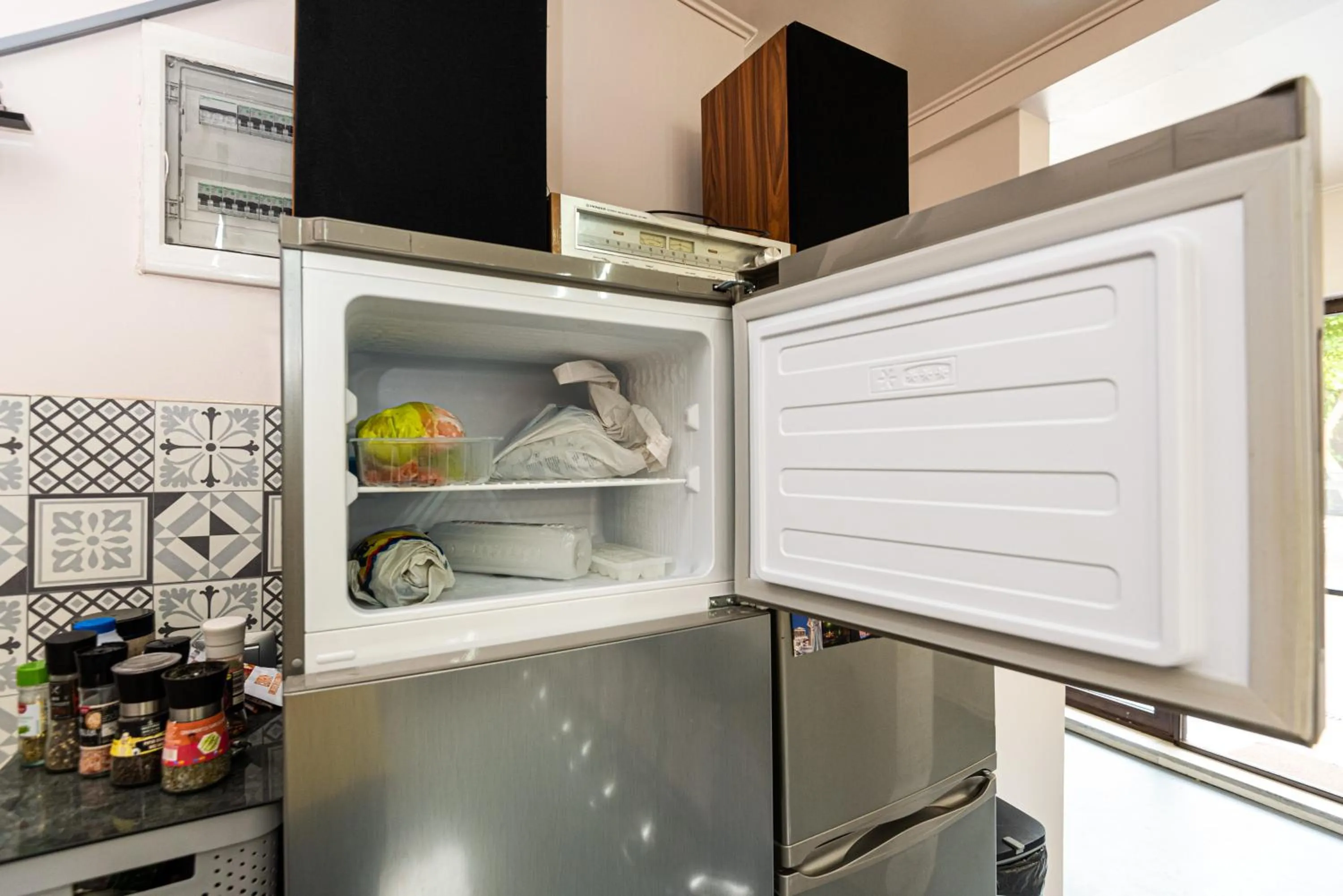 iVAVev IS US ByTheSea EforieSud