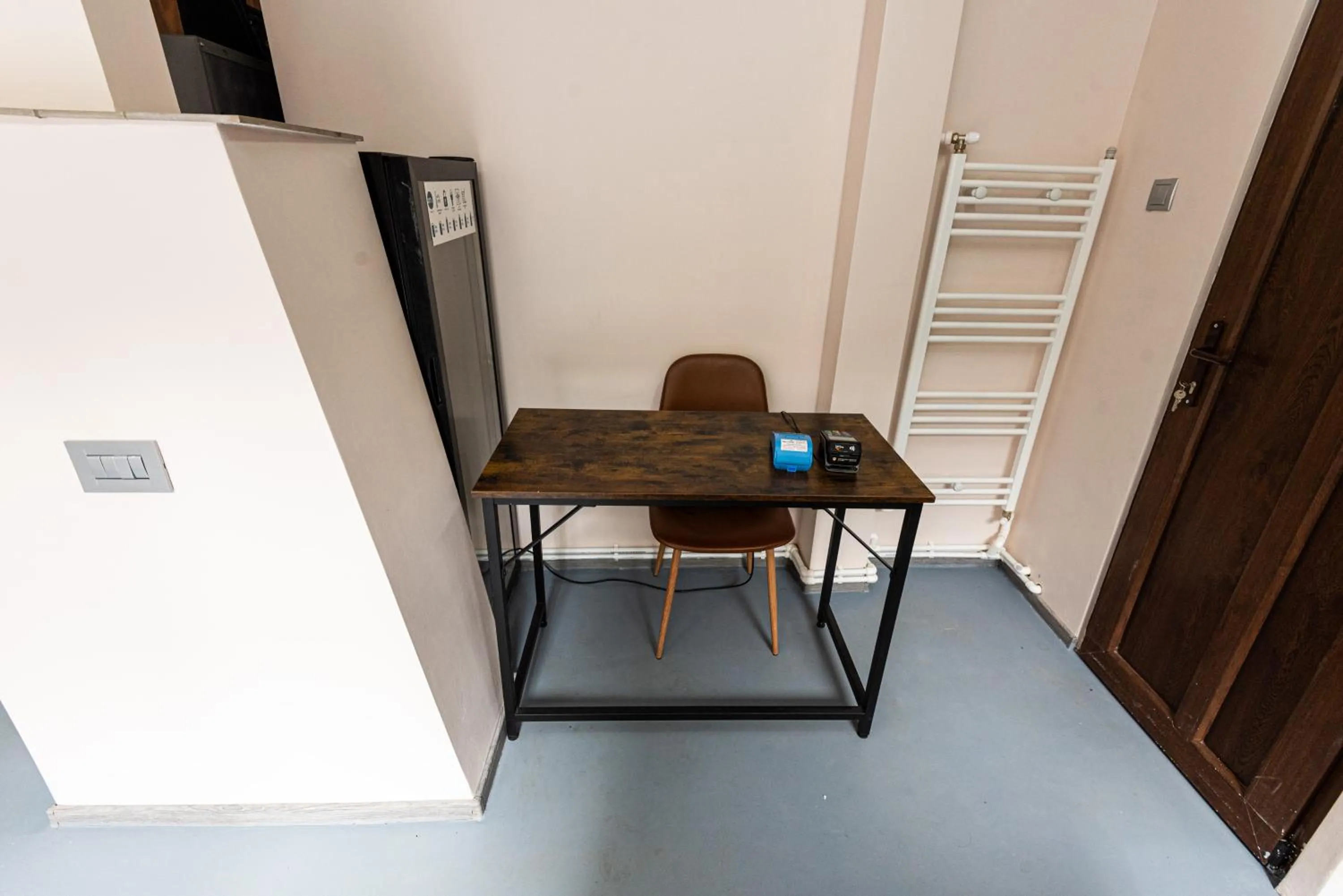 iVAVev IS US ByTheSea EforieSud