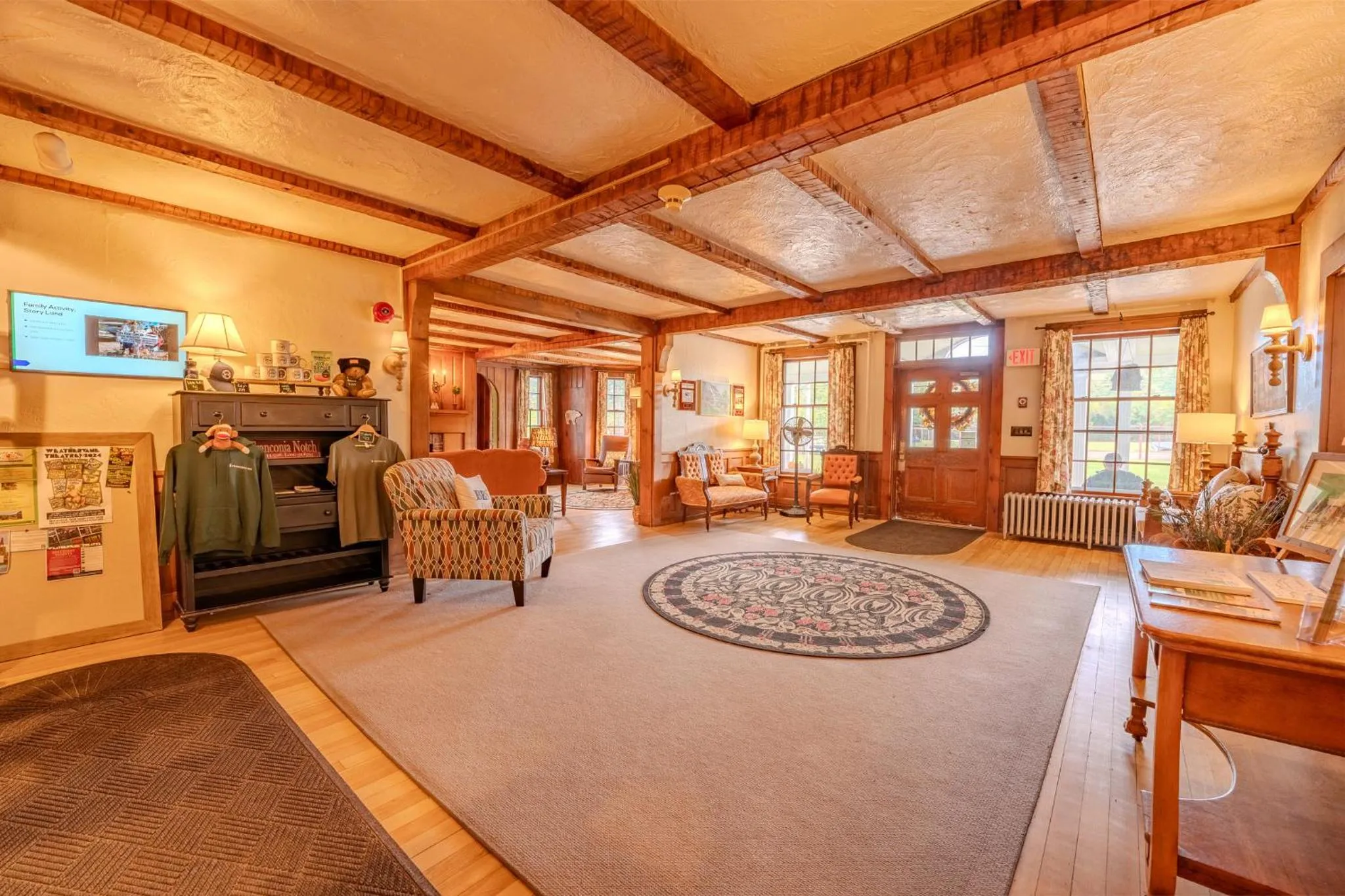 Lobby or reception in Franconia Inn