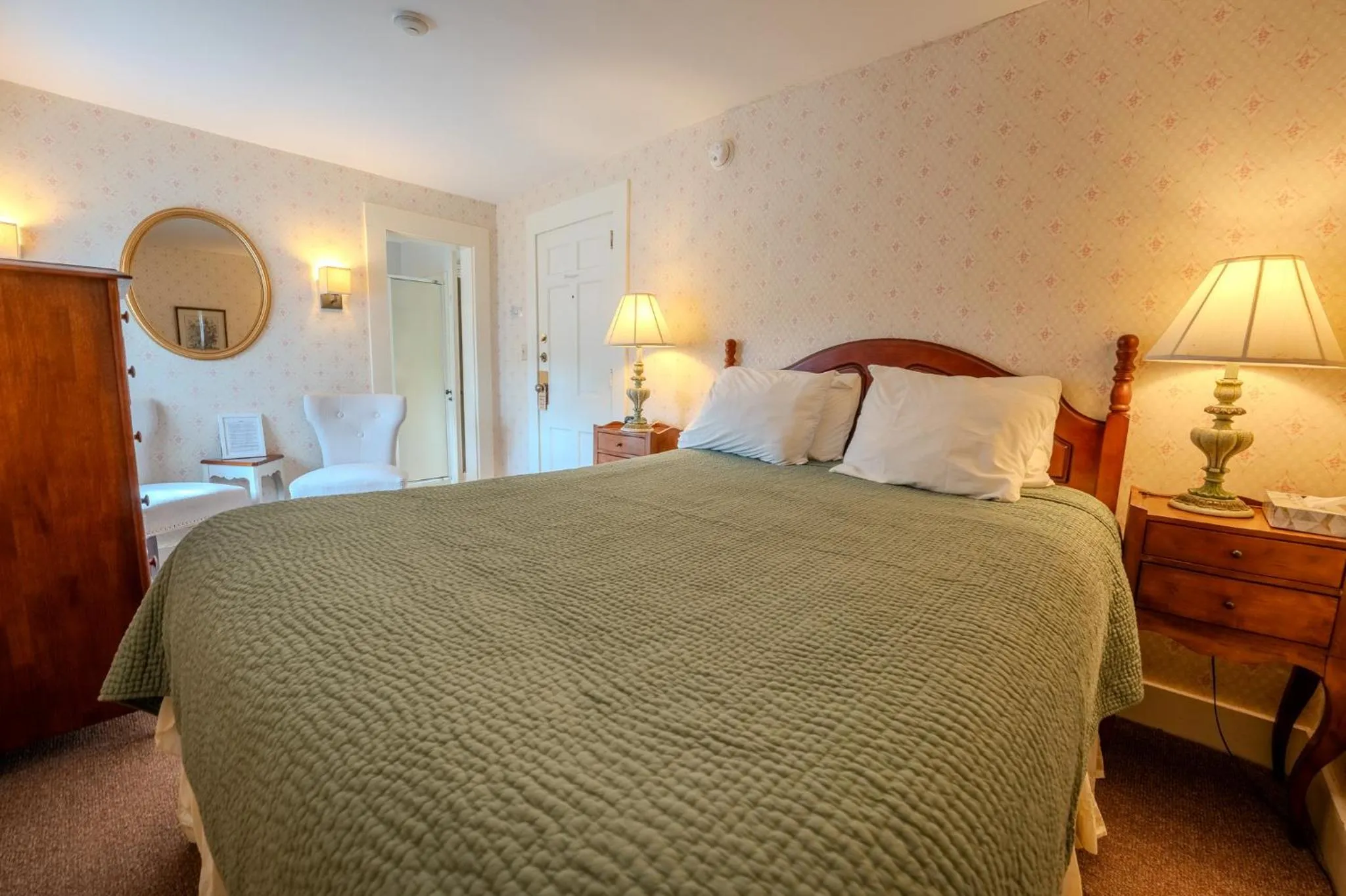 Bed in Franconia Inn