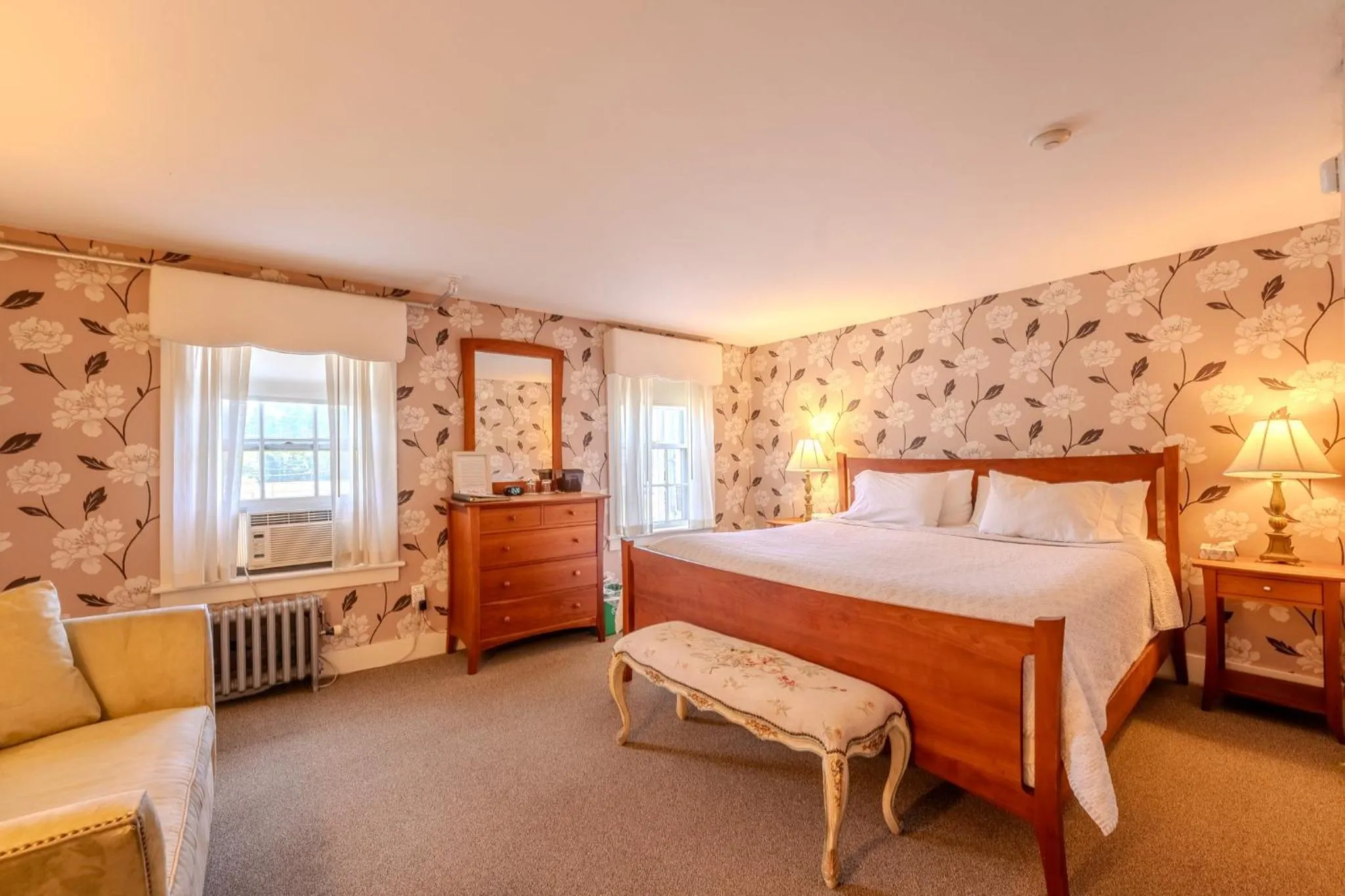 Bedroom, Bed in Franconia Inn