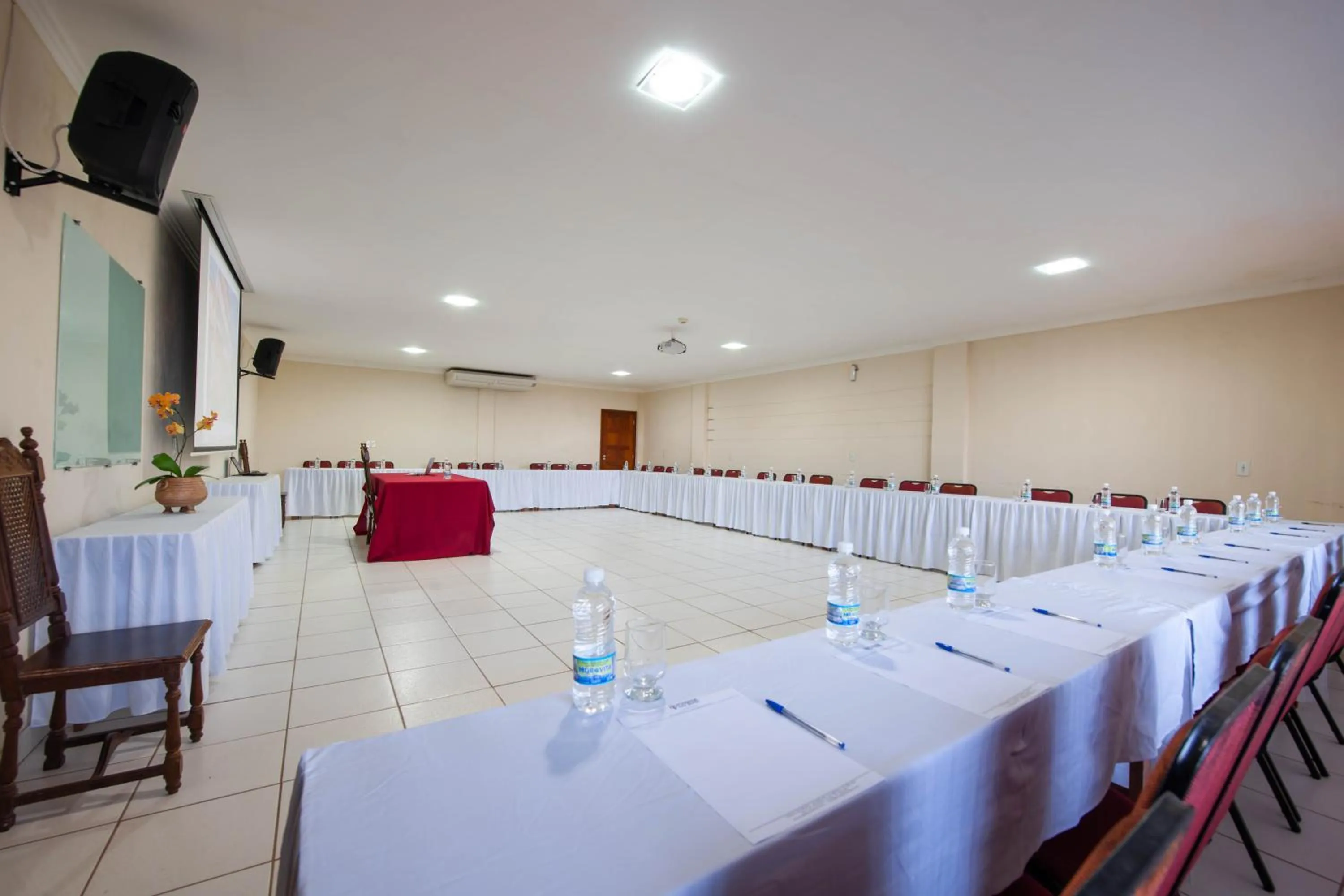 Meeting/conference room in Pousada Pau Brasil Ubu