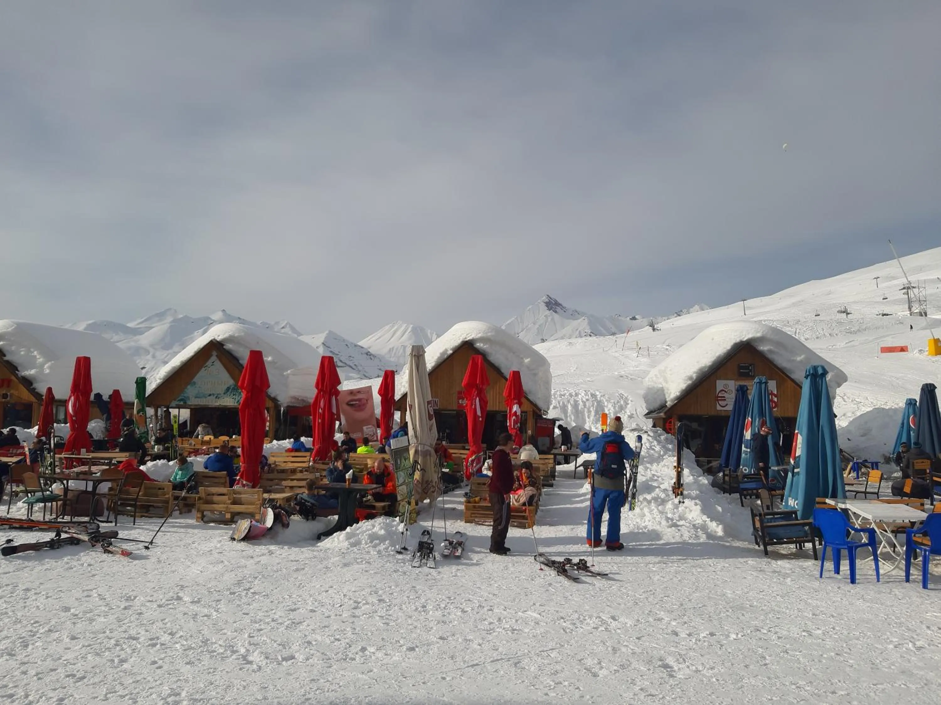 Winter in Nino's Rooms