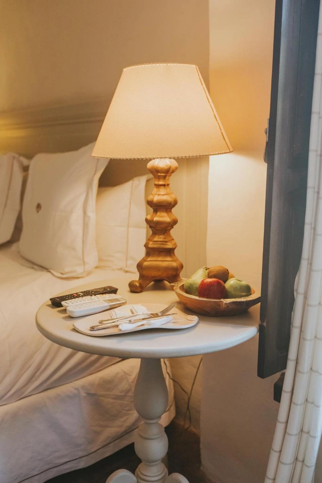 Bed in House of Jasmines Relais & Châteaux