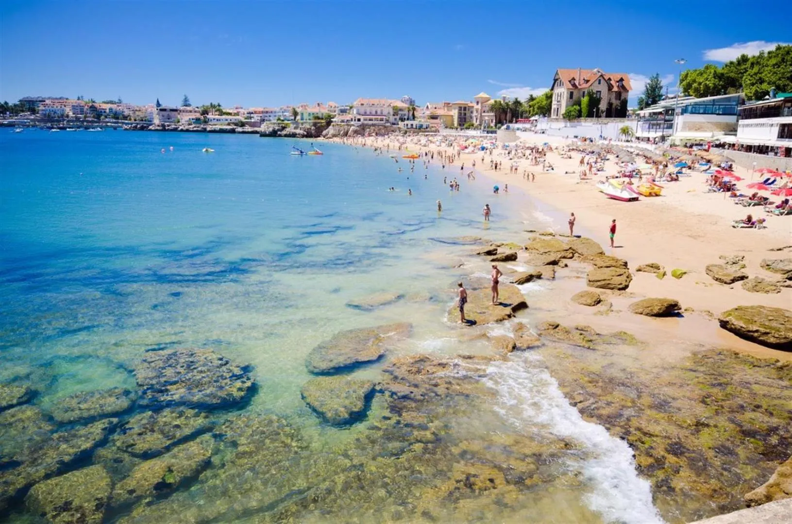 Natural landscape in Cascais Handsome Apartment