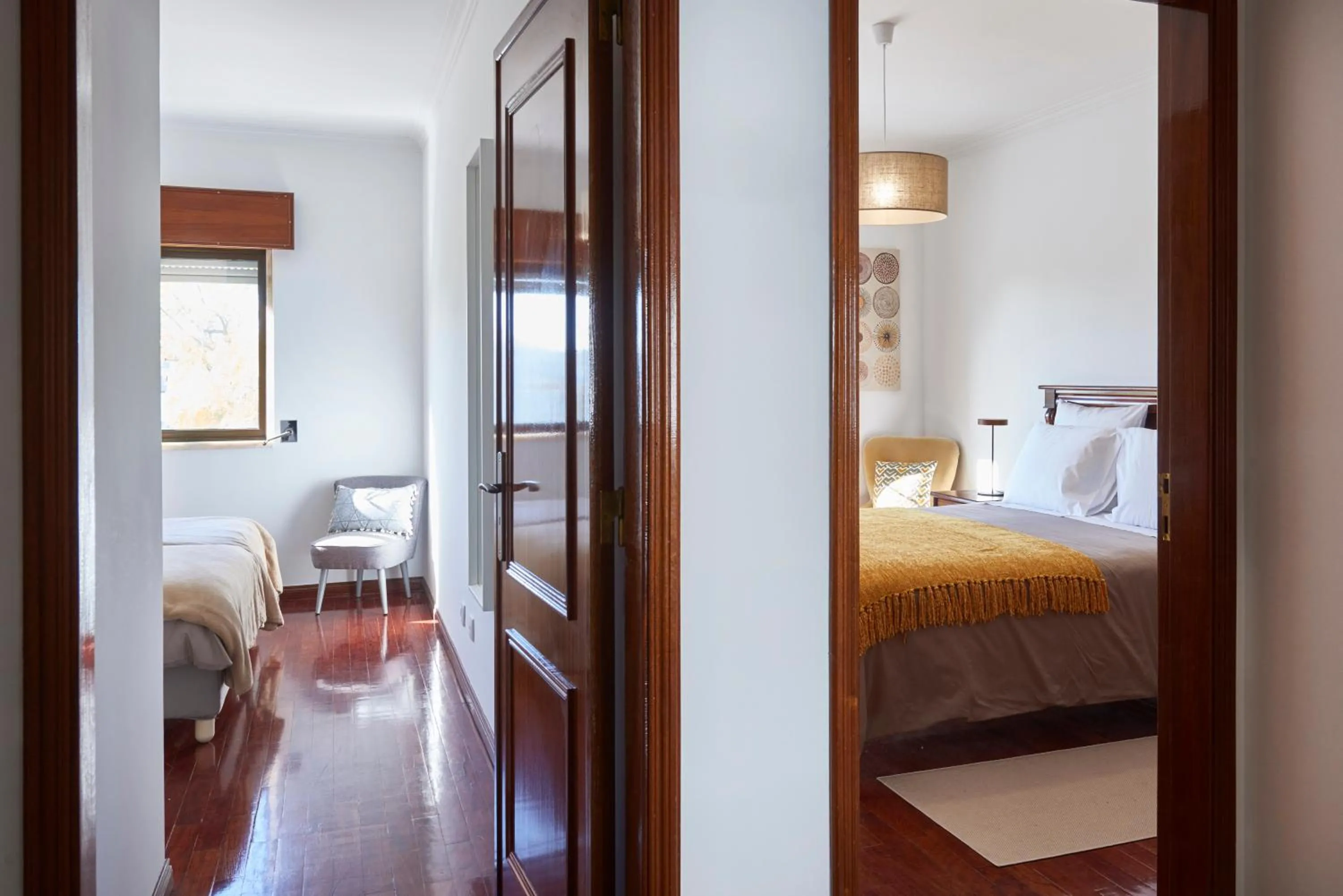 Bed in Cascais Handsome Apartment