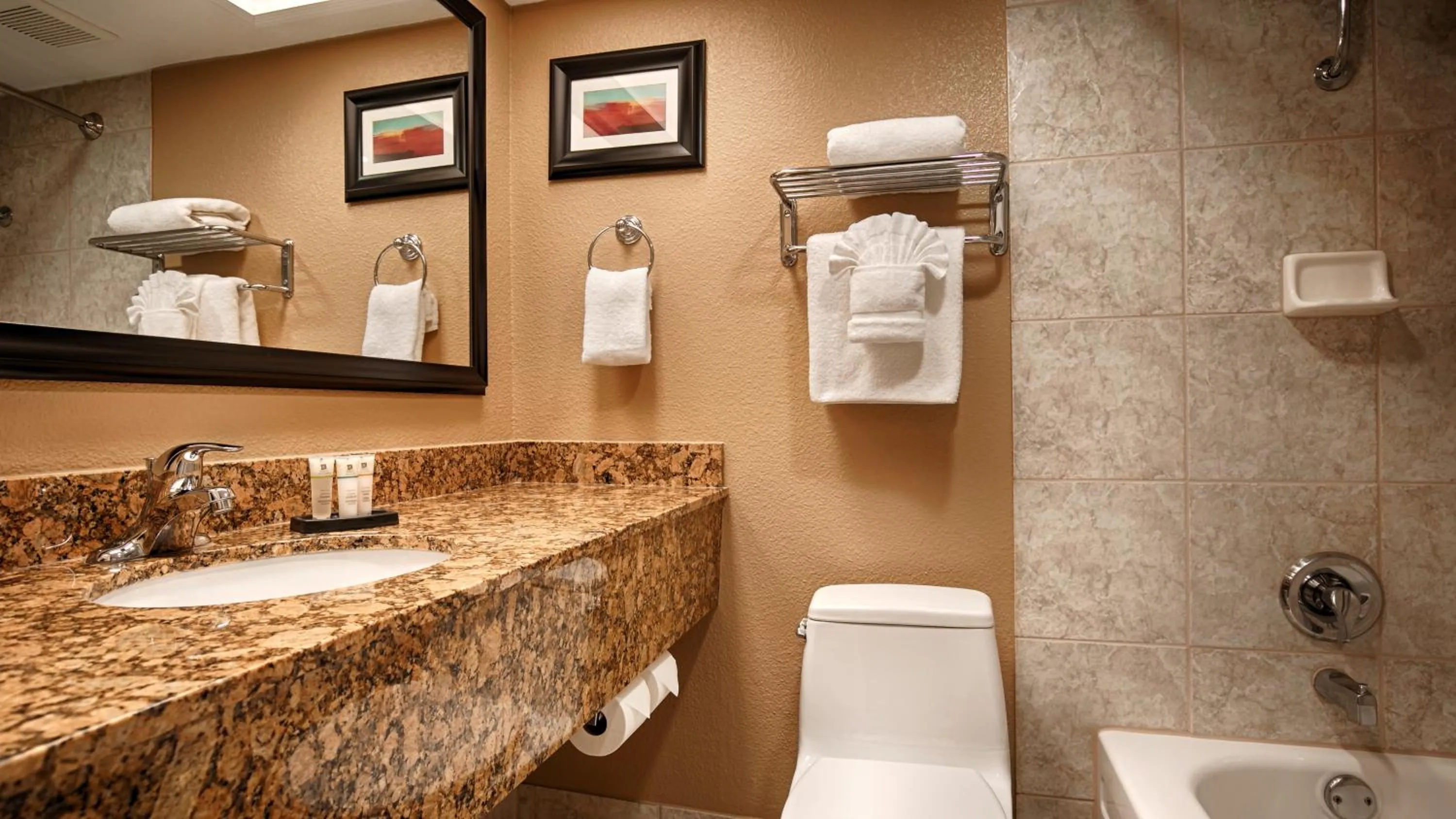 Shower in Best Western Plus Casino Royale - Center Strip