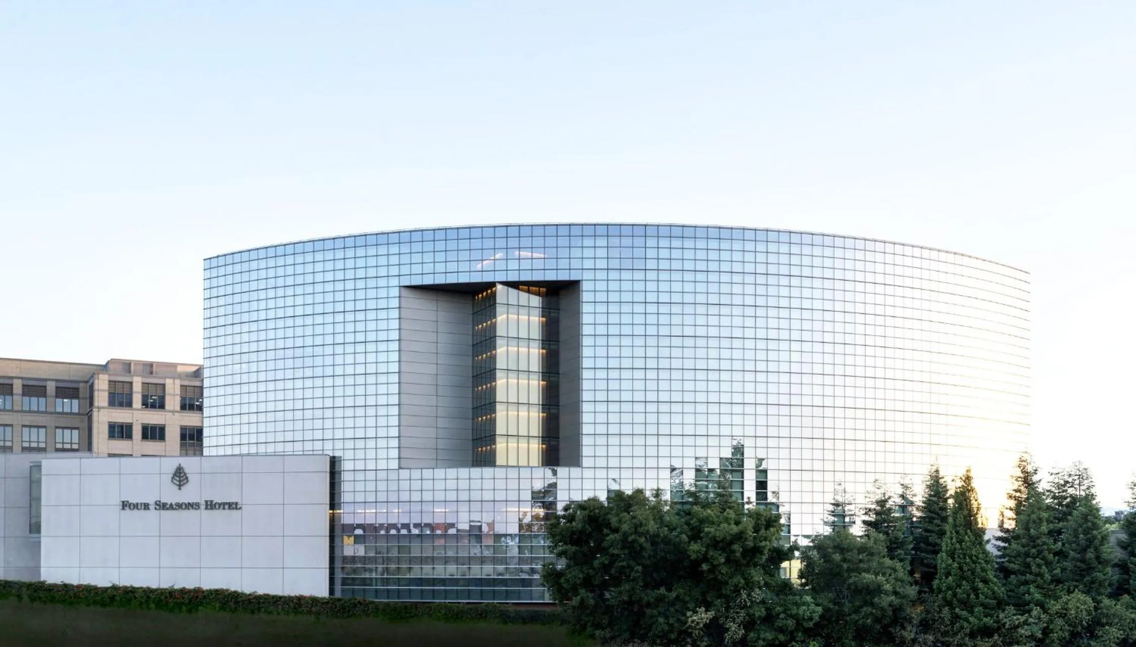 Property building in Four Seasons Hotel Silicon Valley at East Palo Alto