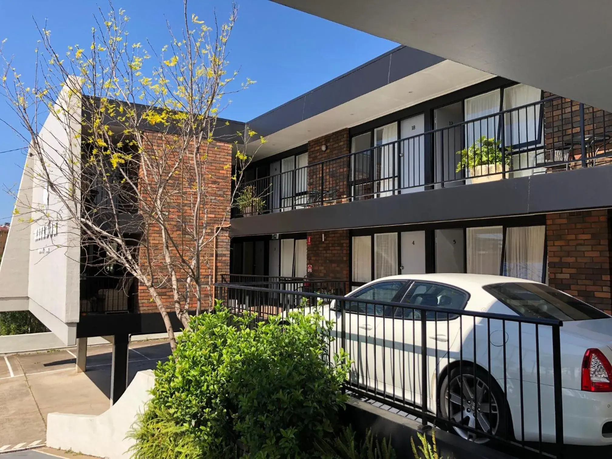 Property building in Matador Motor Inn Property building in Matador Motor Inn