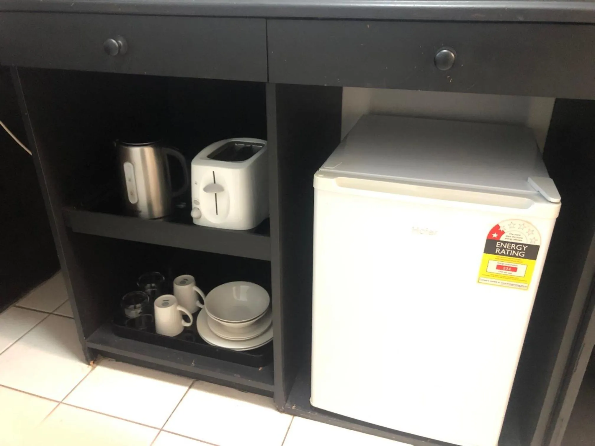 toaster in Matador Motor Inn