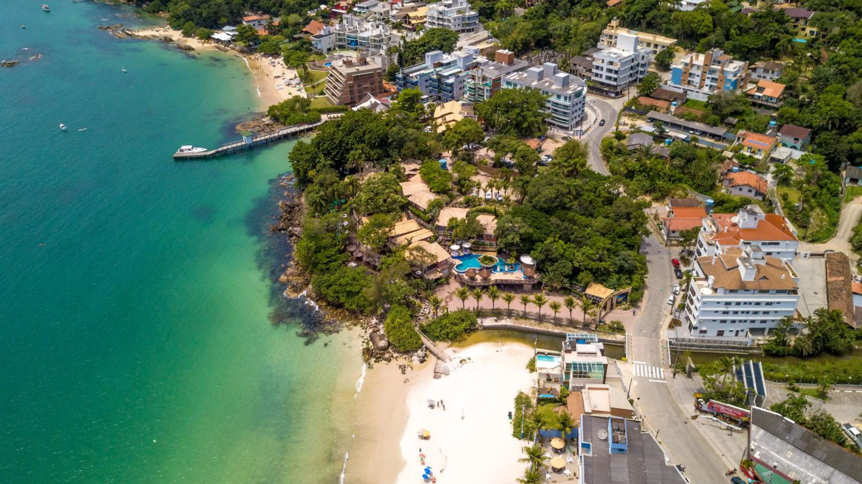 Beach in Pousada Boulevard Bombinhas