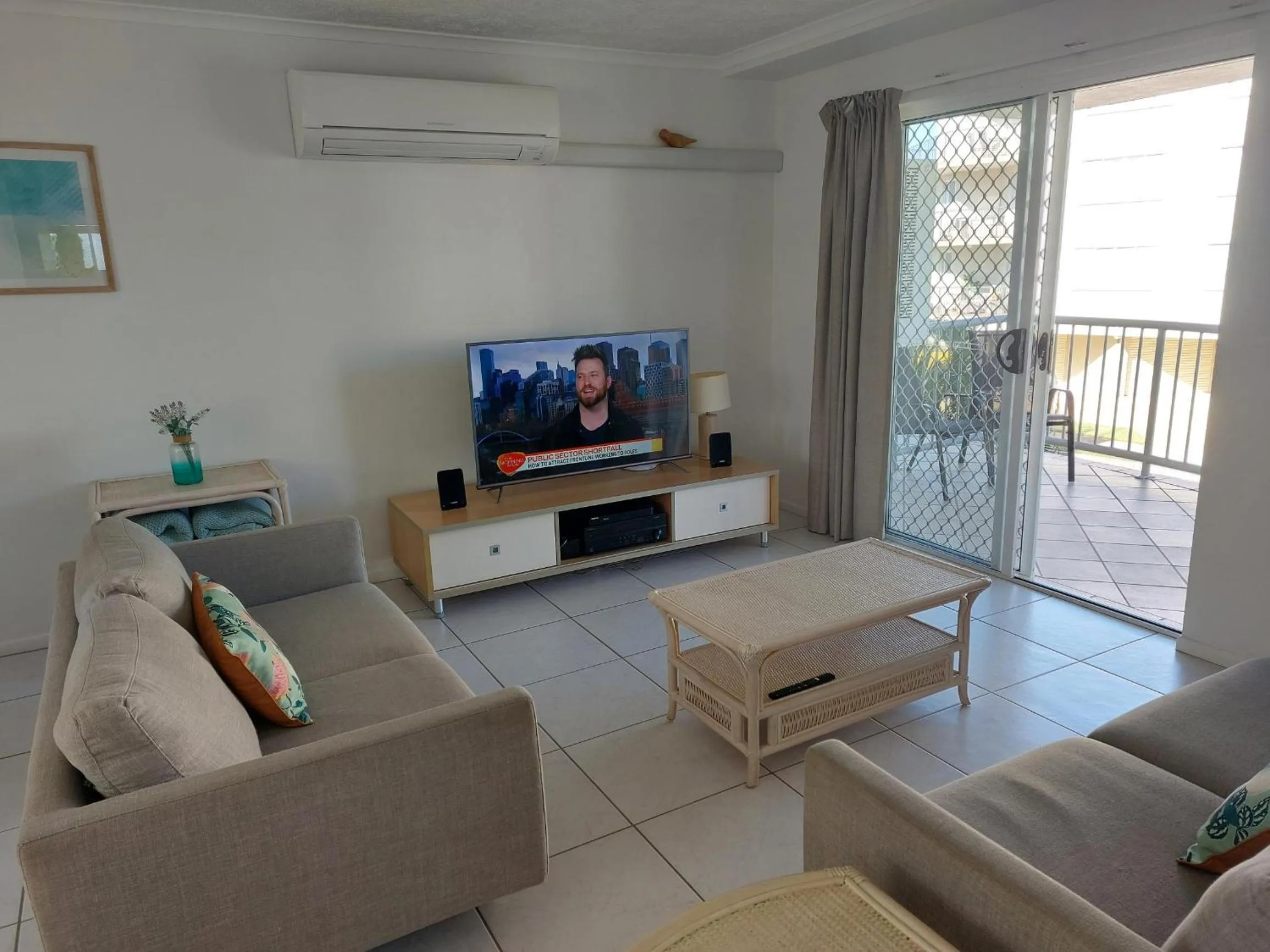 TV and multimedia in Sandy Shores Holiday Units