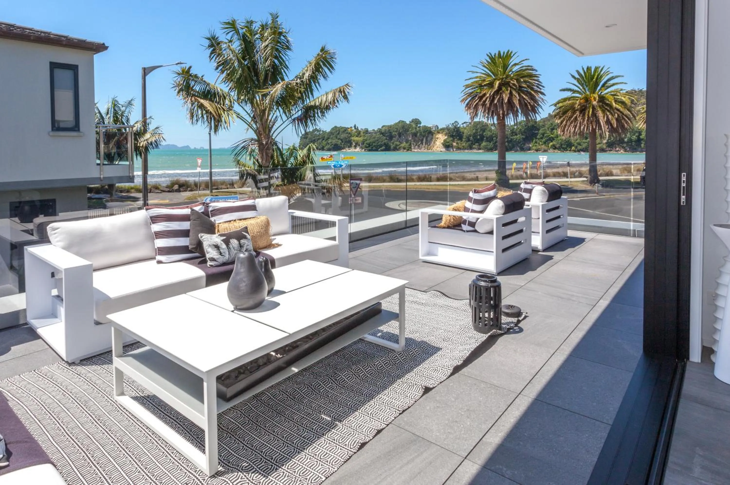 Patio in Waters Edge B&B