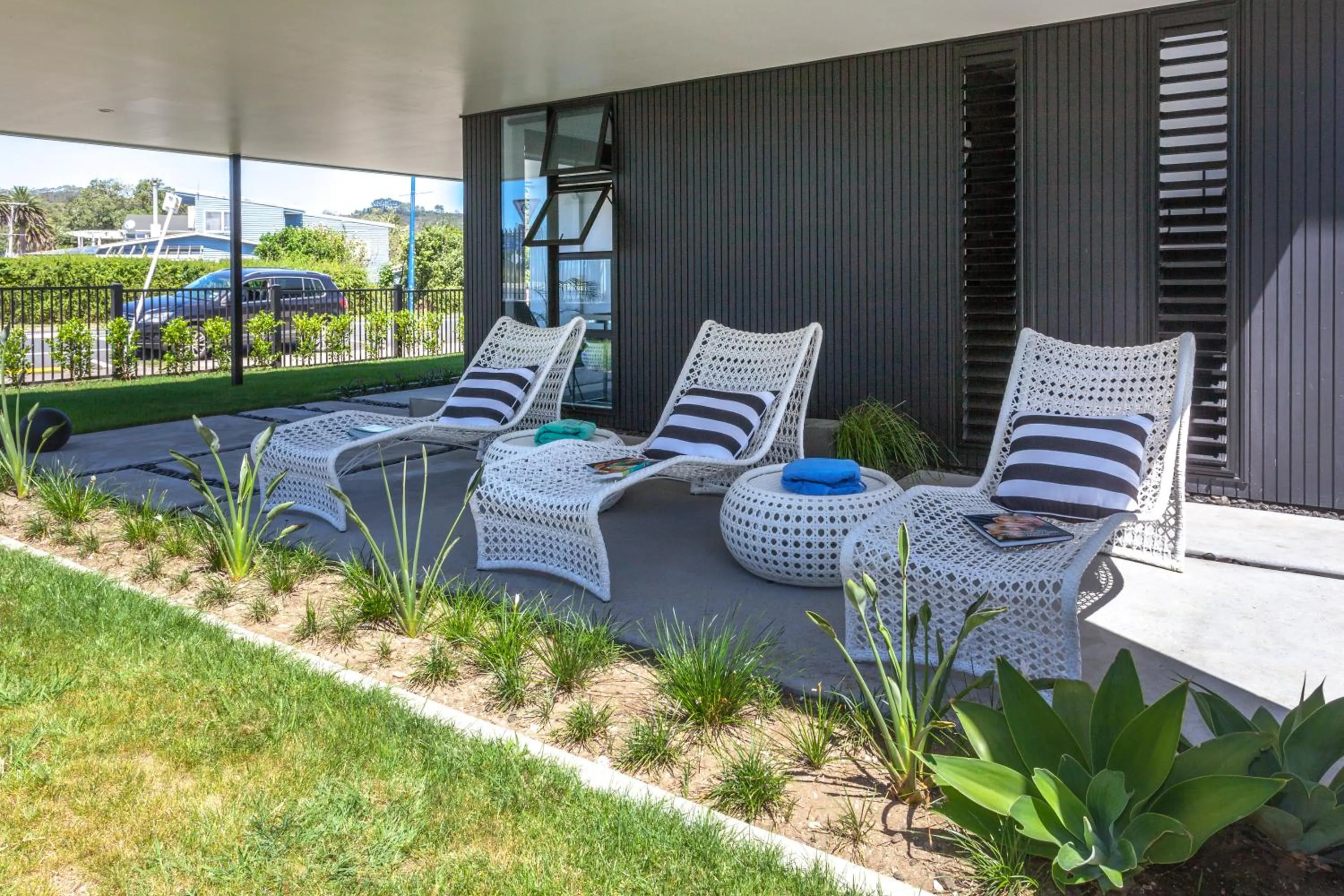 Seating area in Waters Edge B&B