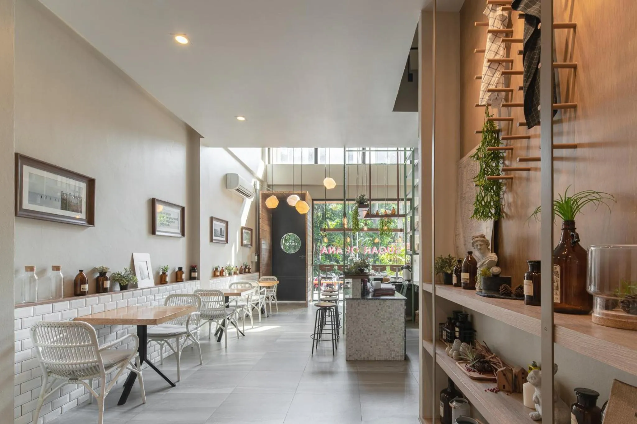 Lobby or reception in Sugar Ohana Poshtel