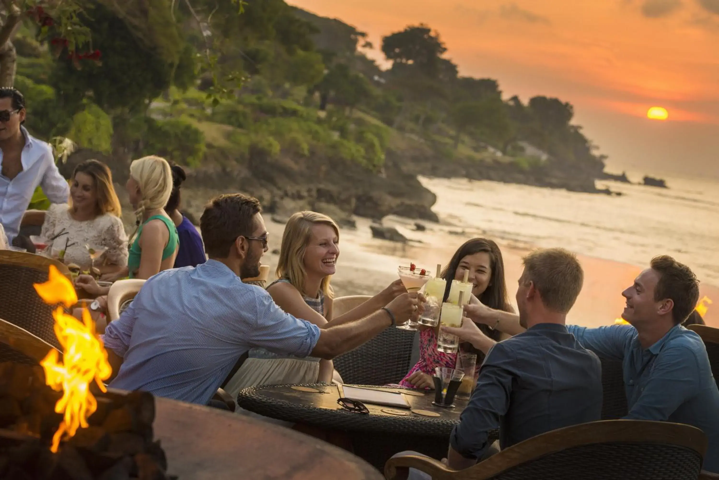 Lounge or bar in Four Seasons Resort Bali at Jimbaran Bay Lounge or bar in Four Seasons Resort Bali at Jimbaran Bay