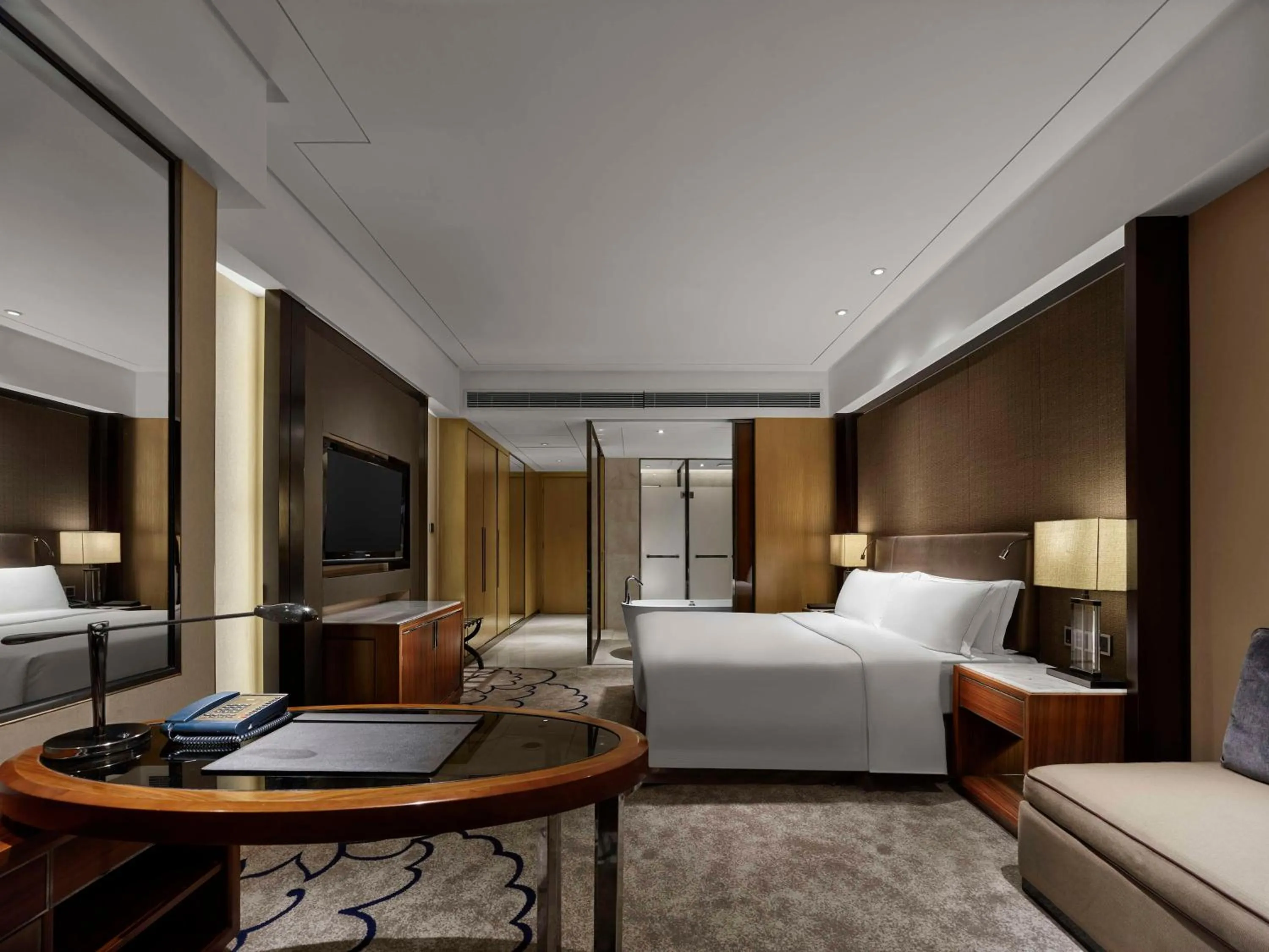 Bedroom, Bed in Hilton Zhongshan Downtown
