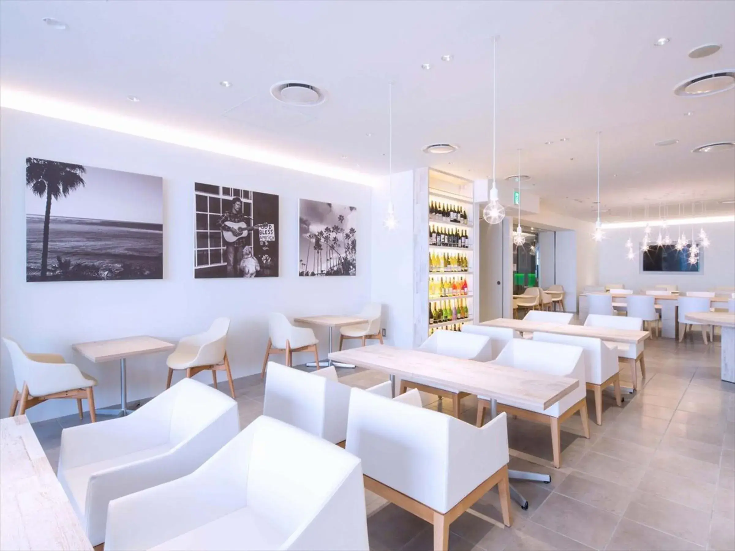 Restaurant/places to eat in Hotel Plumm Restaurant/places to eat in Hotel Plumm