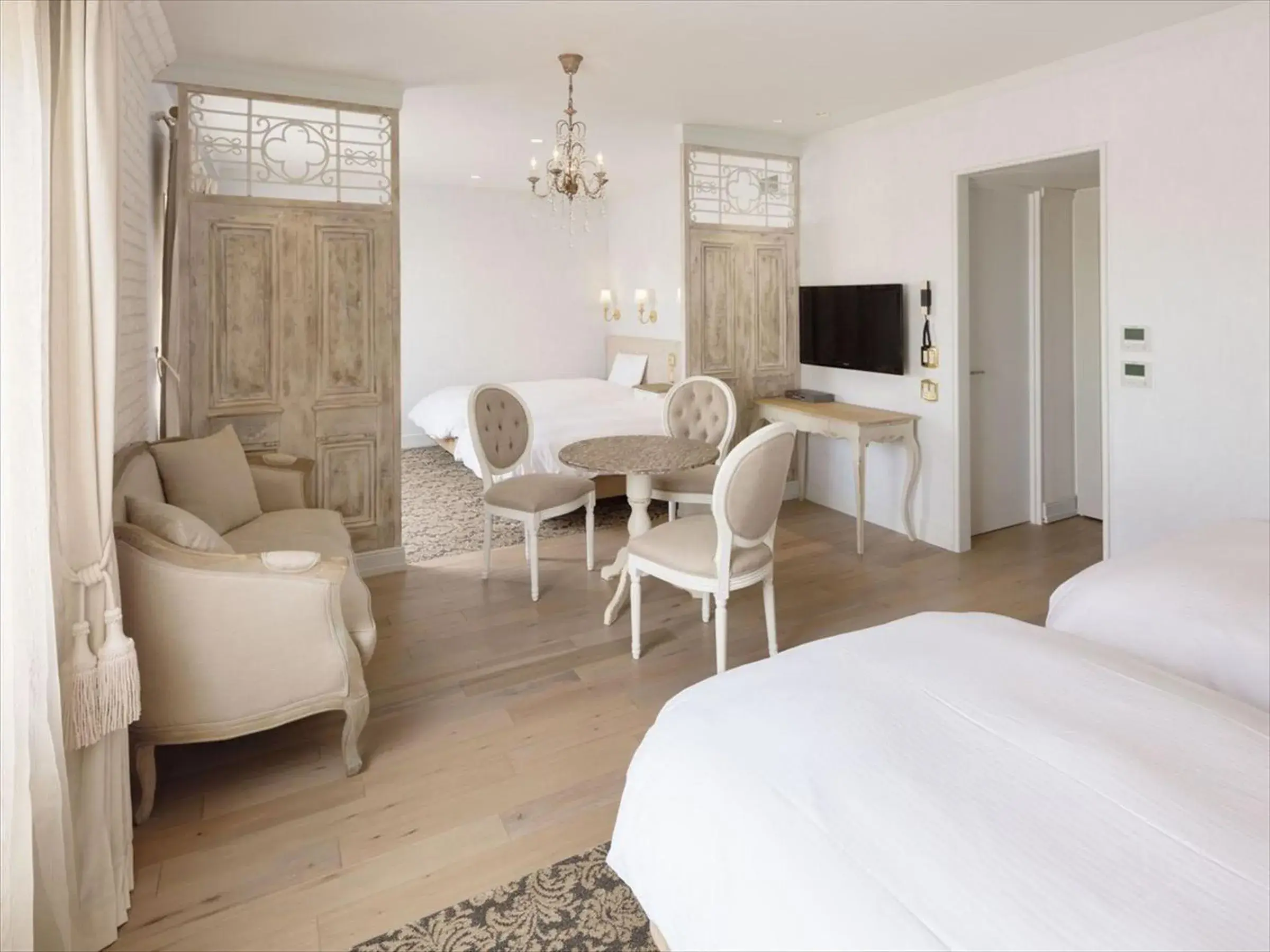 Photo of the whole room, Bed in Hotel Plumm Photo of the whole room, Bed in Hotel Plumm