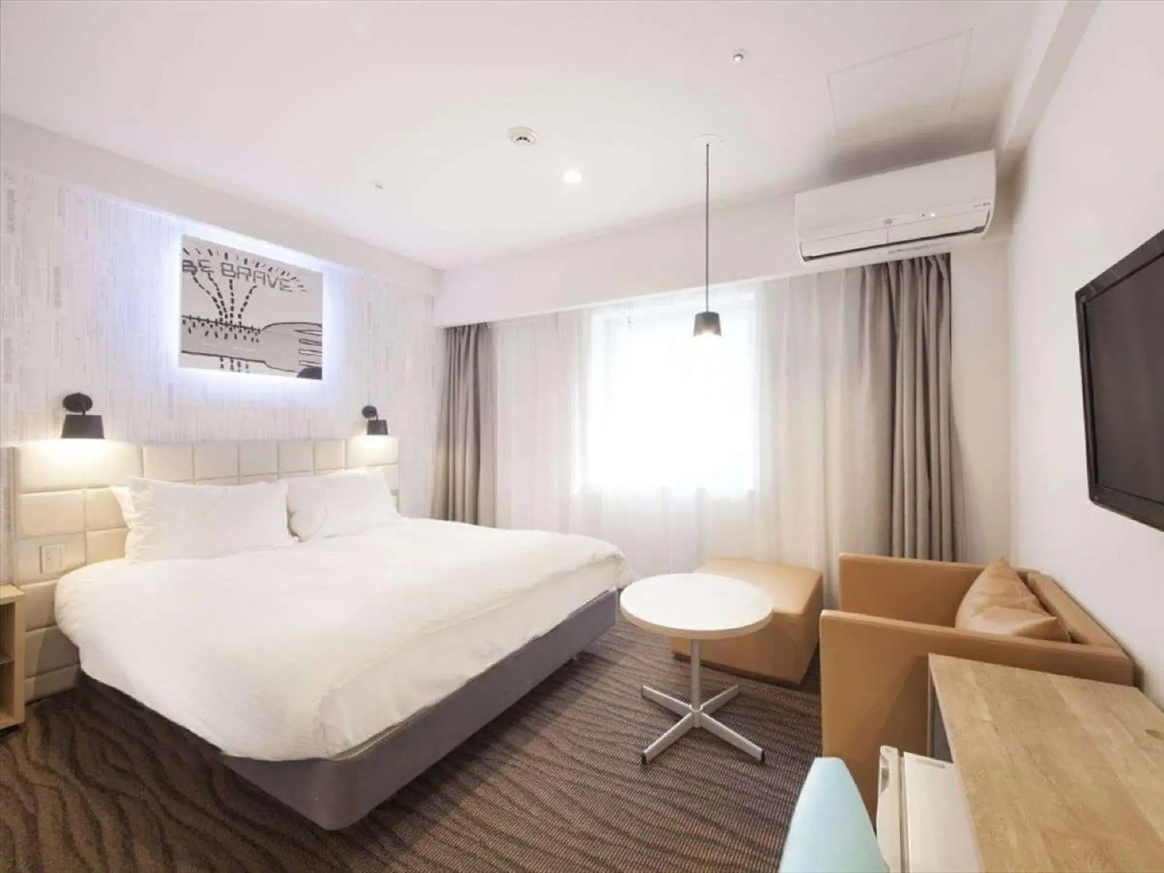 Photo of the whole room, Bed in Hotel Plumm Photo of the whole room, Bed in Hotel Plumm