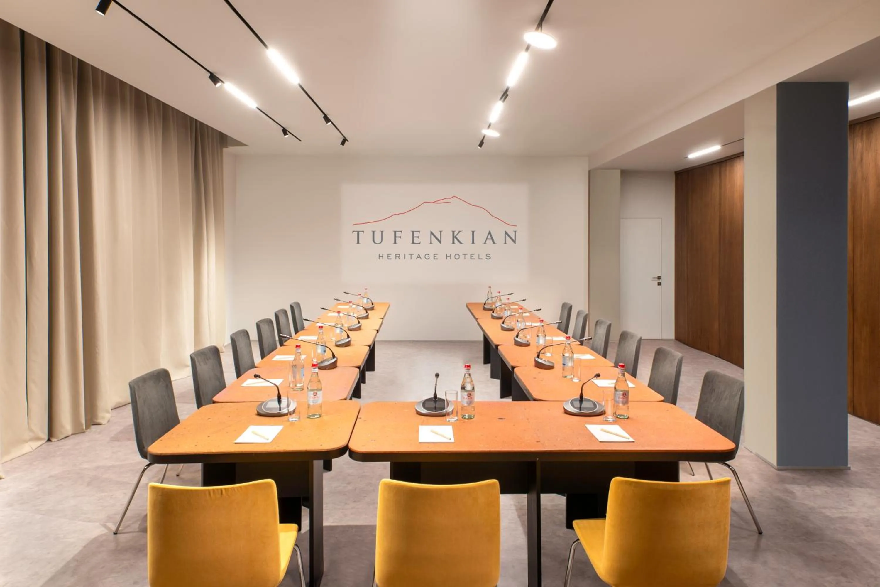 Business facilities in Tufenkian Historic Yerevan Hotel