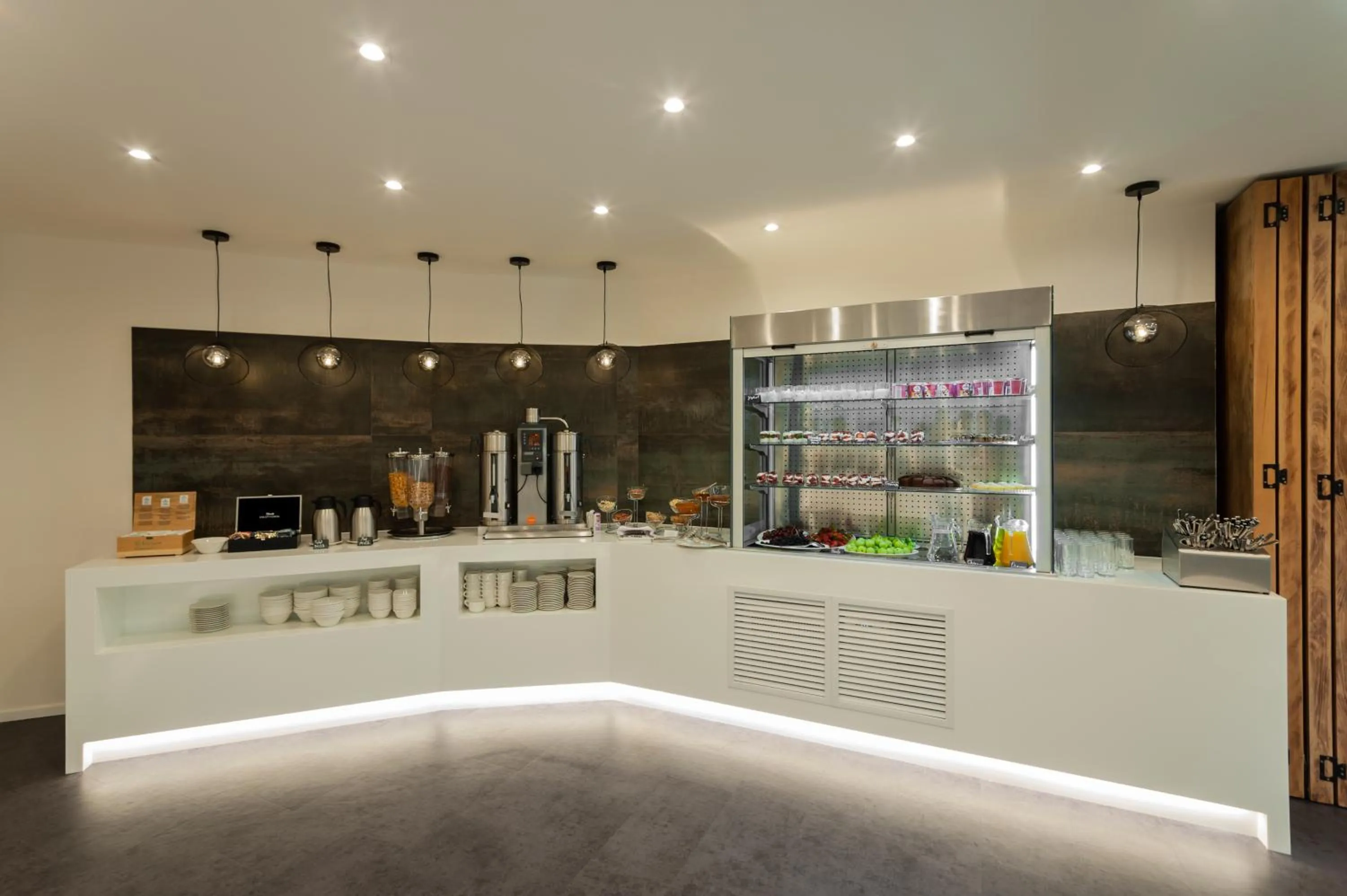 Coffee/tea facilities in Tufenkian Historic Yerevan Hotel