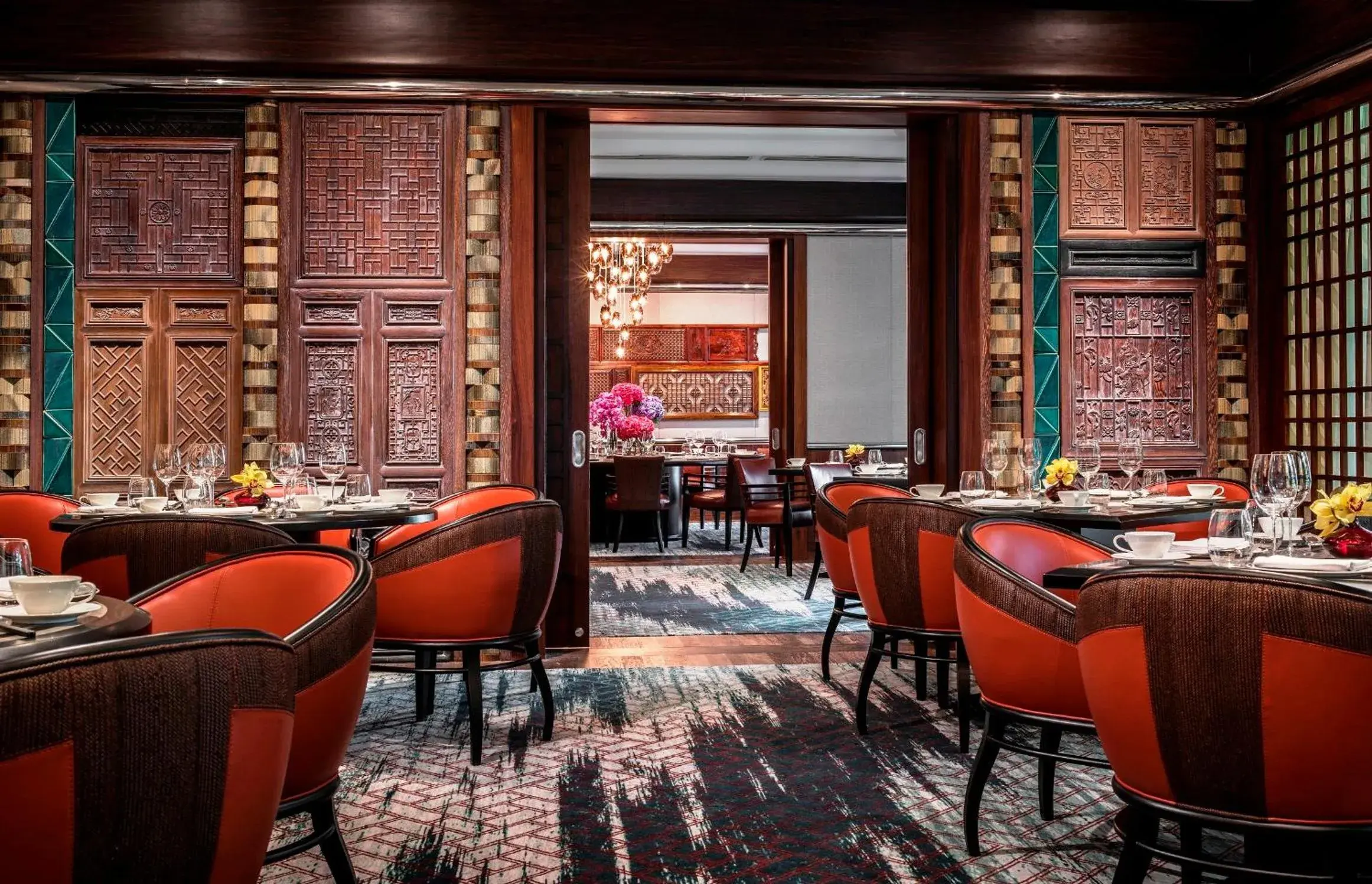 Restaurant/places to eat in Four Seasons Hotel Singapore Restaurant/places to eat in Four Seasons Hotel Singapore