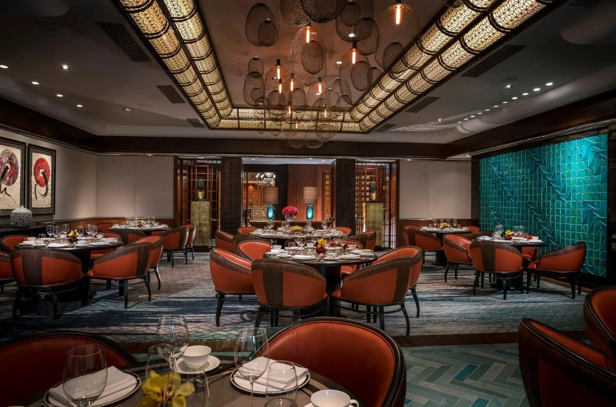 Restaurant/places to eat in Four Seasons Hotel Singapore Restaurant/places to eat in Four Seasons Hotel Singapore