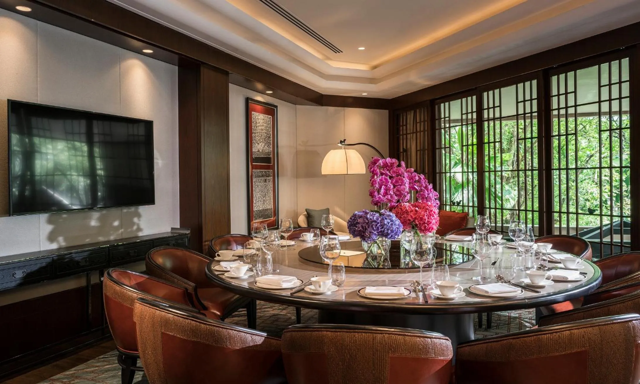 Restaurant/places to eat in Four Seasons Hotel Singapore