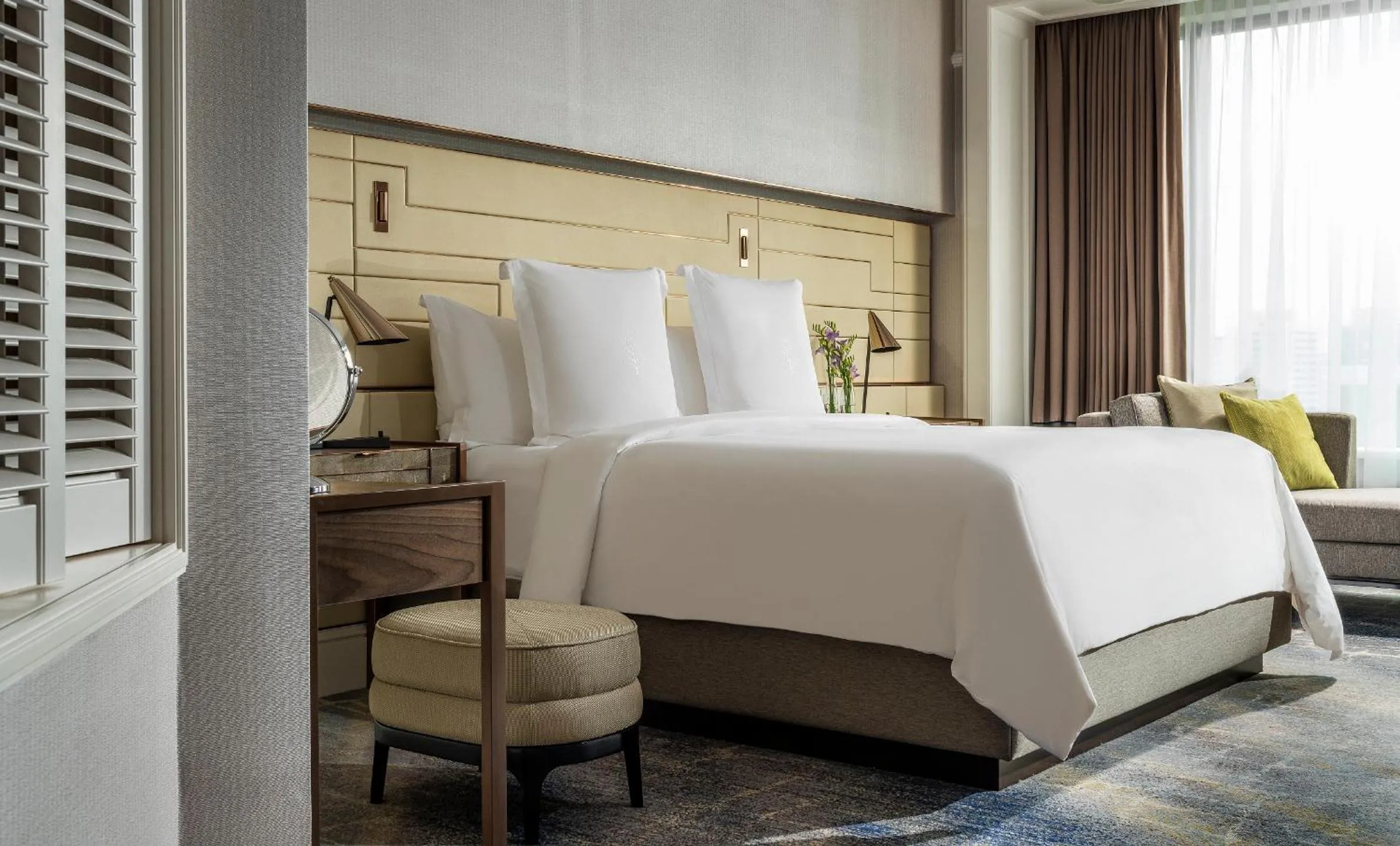 Decorative detail, Bed in Four Seasons Hotel Singapore