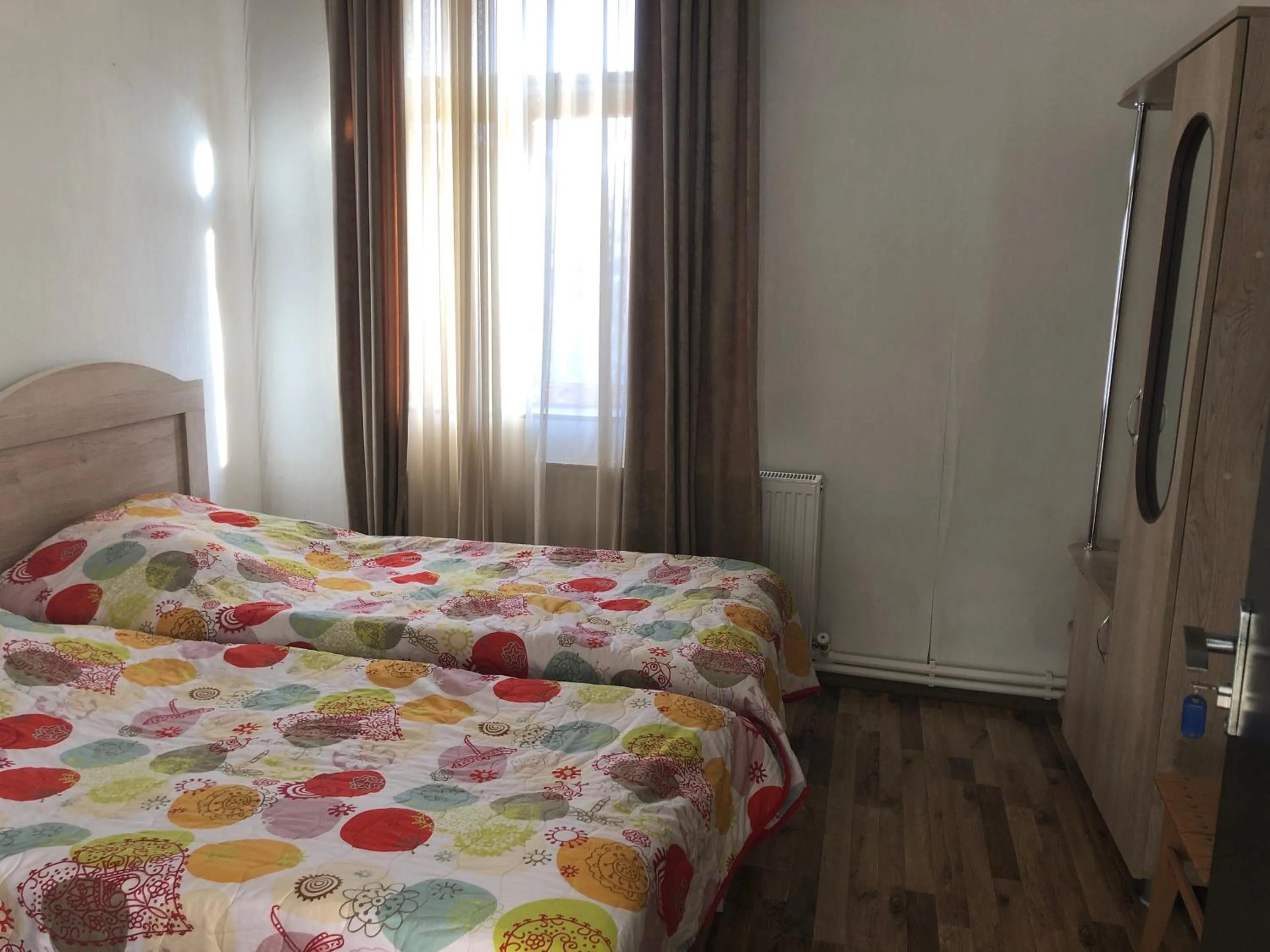 Budget Twin Room in Inga & Irma Jafaridze Guesthouse Pele