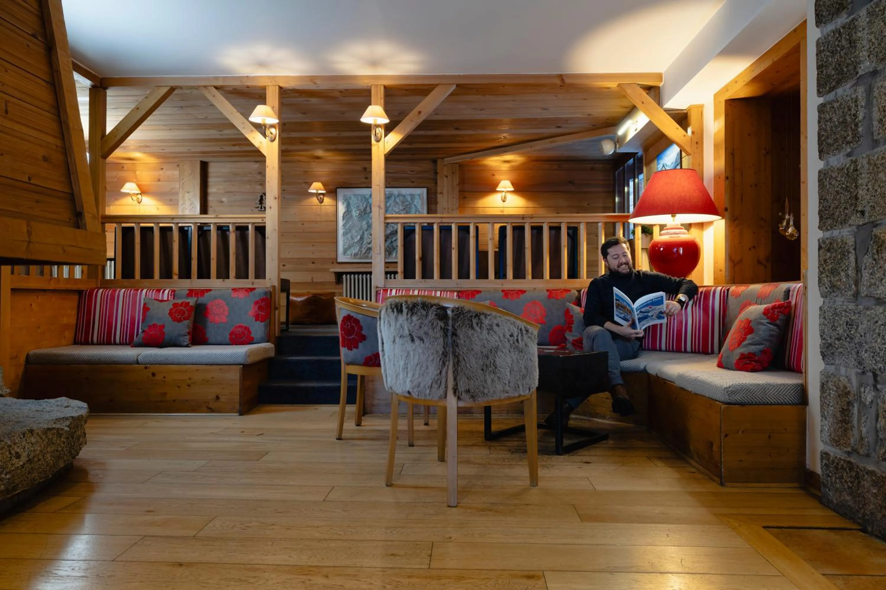 Lobby or reception in Hôtel de L'Arve by HappyCulture